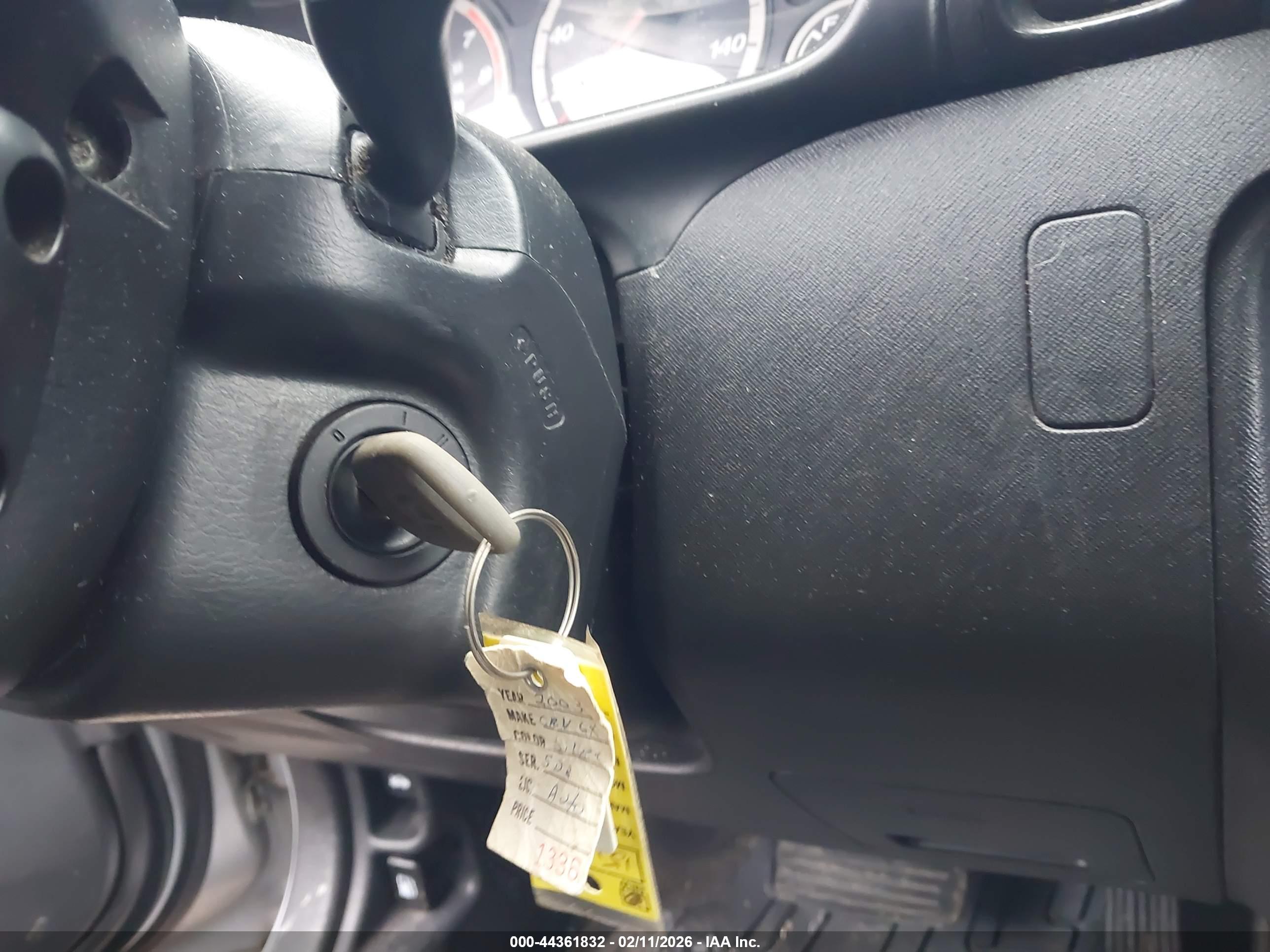 HONDA CR-V image 11