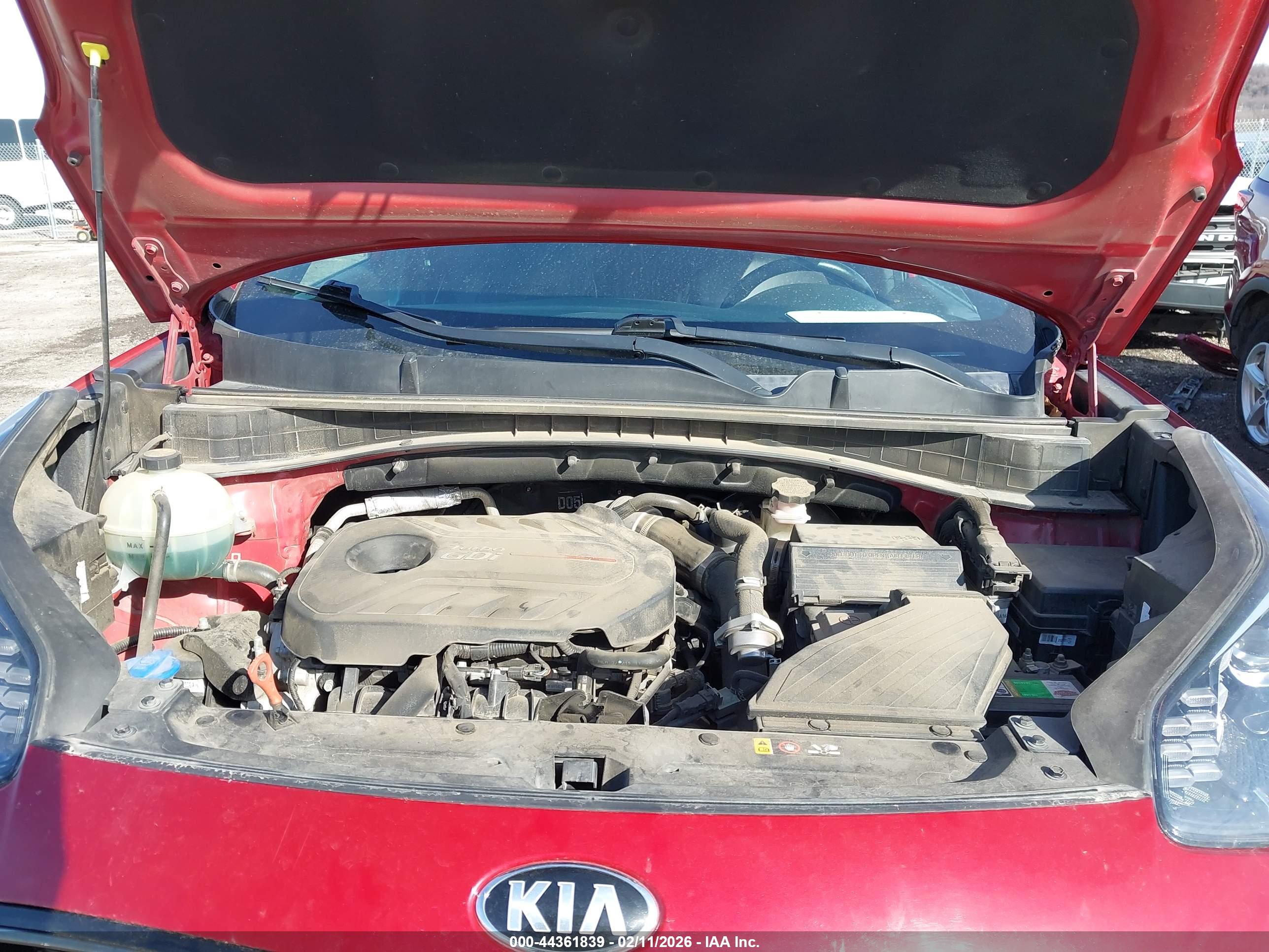 KIA SPORTAGE image 10