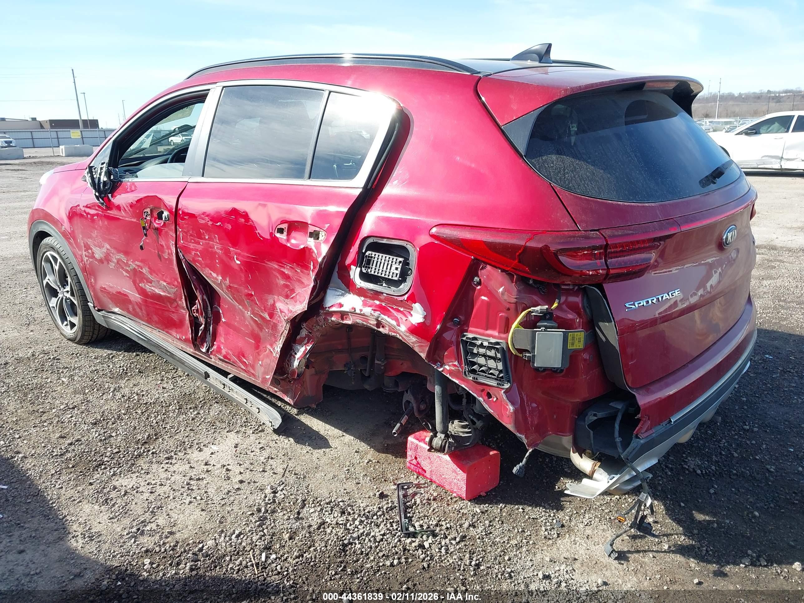 KIA SPORTAGE image 3