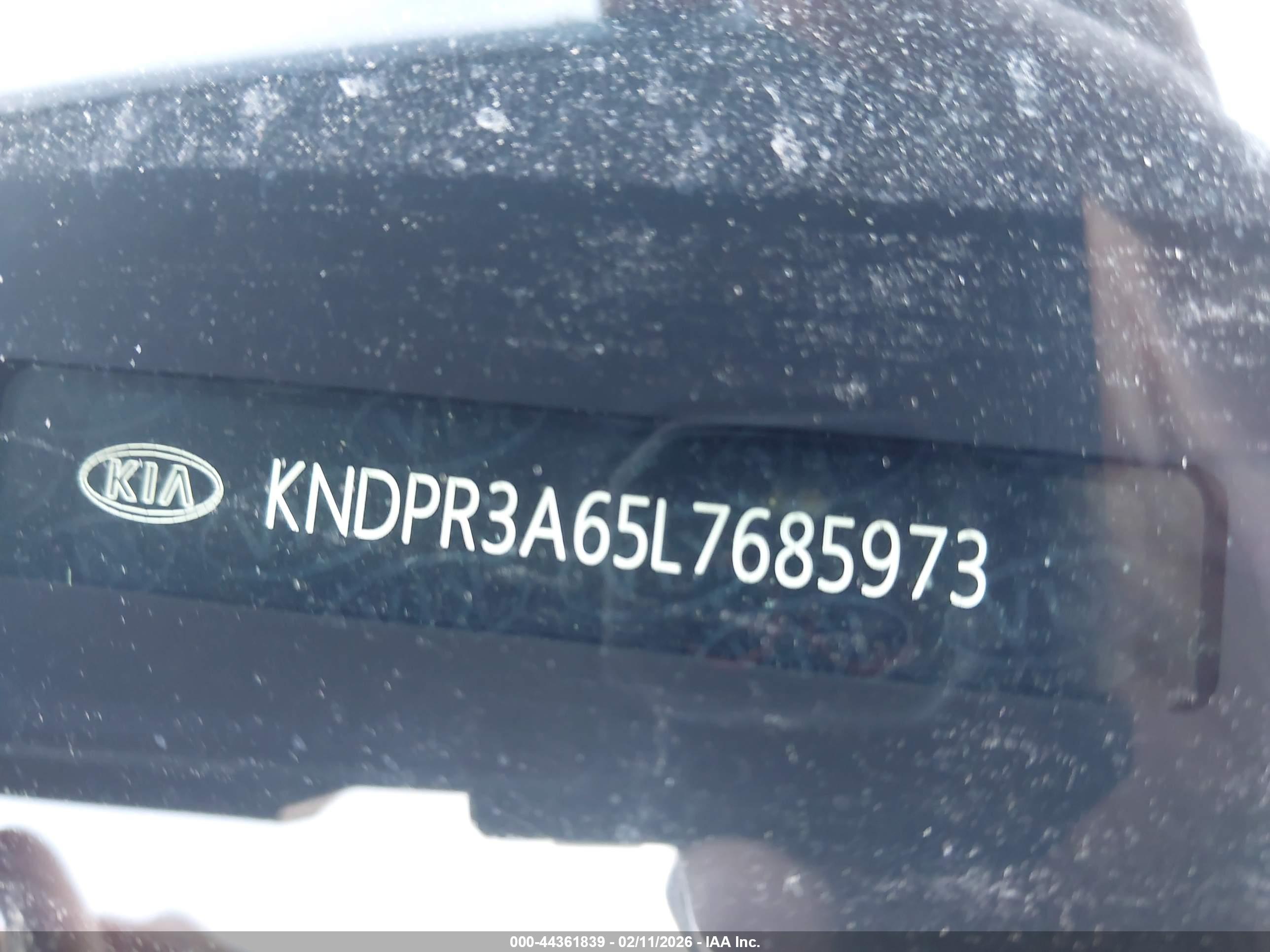 KIA SPORTAGE image 9