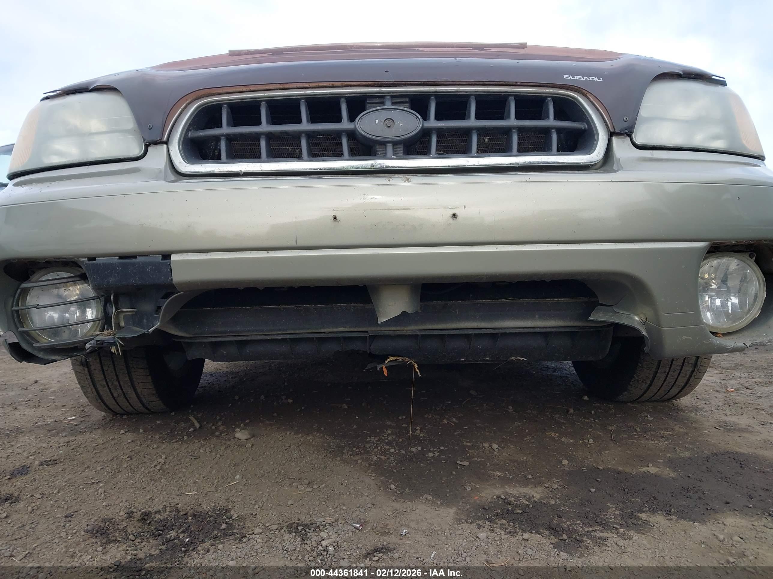 SUBARU OUTBACK image 6