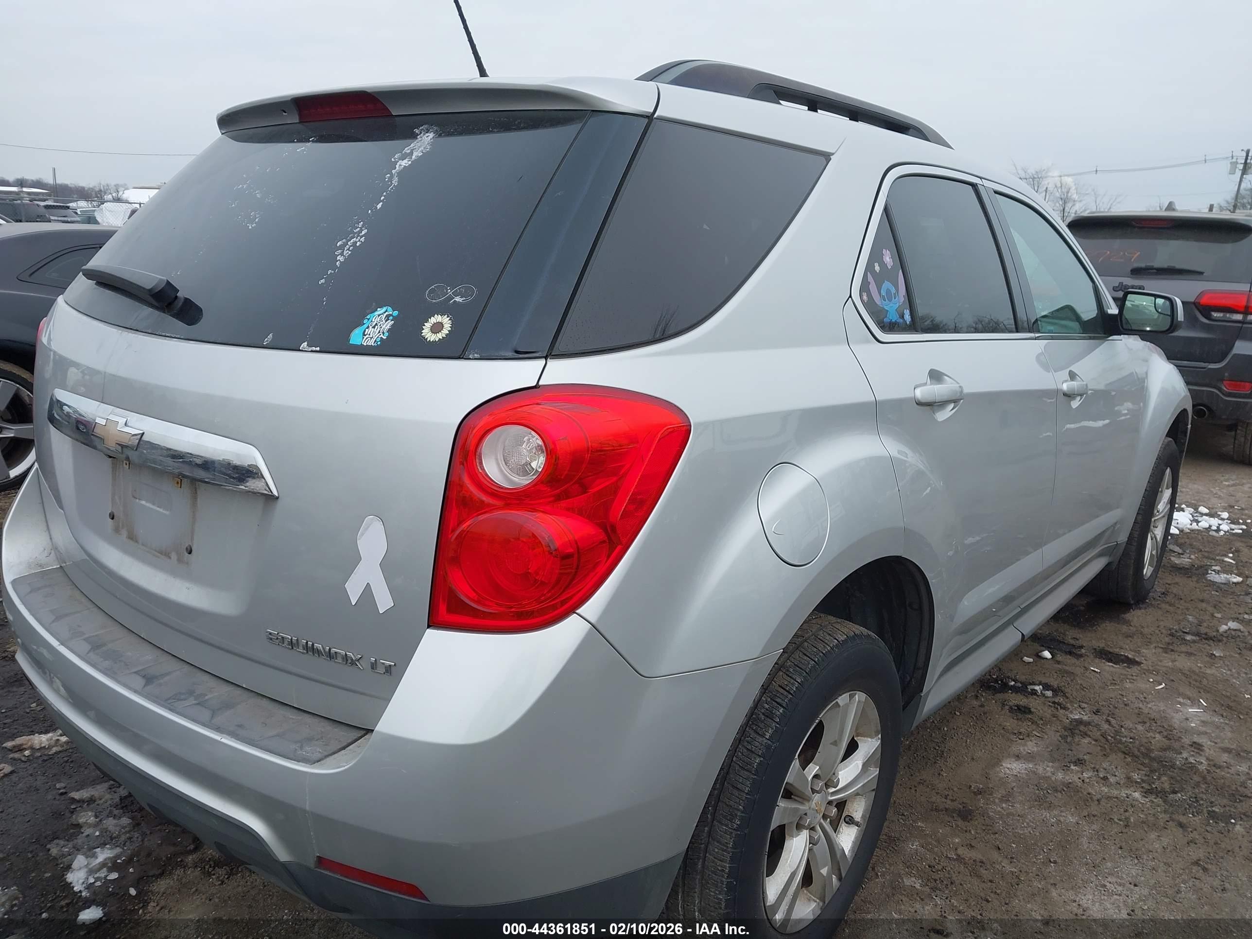 CHEVROLET EQUINOX image 4