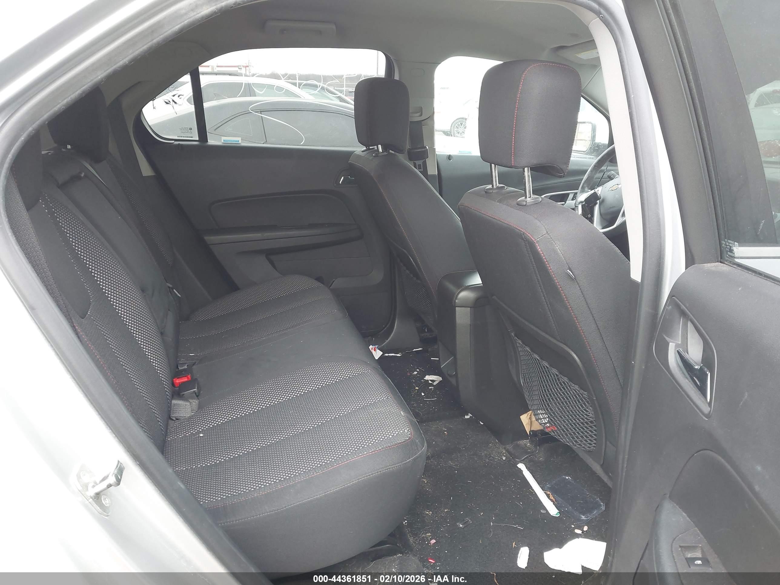 CHEVROLET EQUINOX image 8