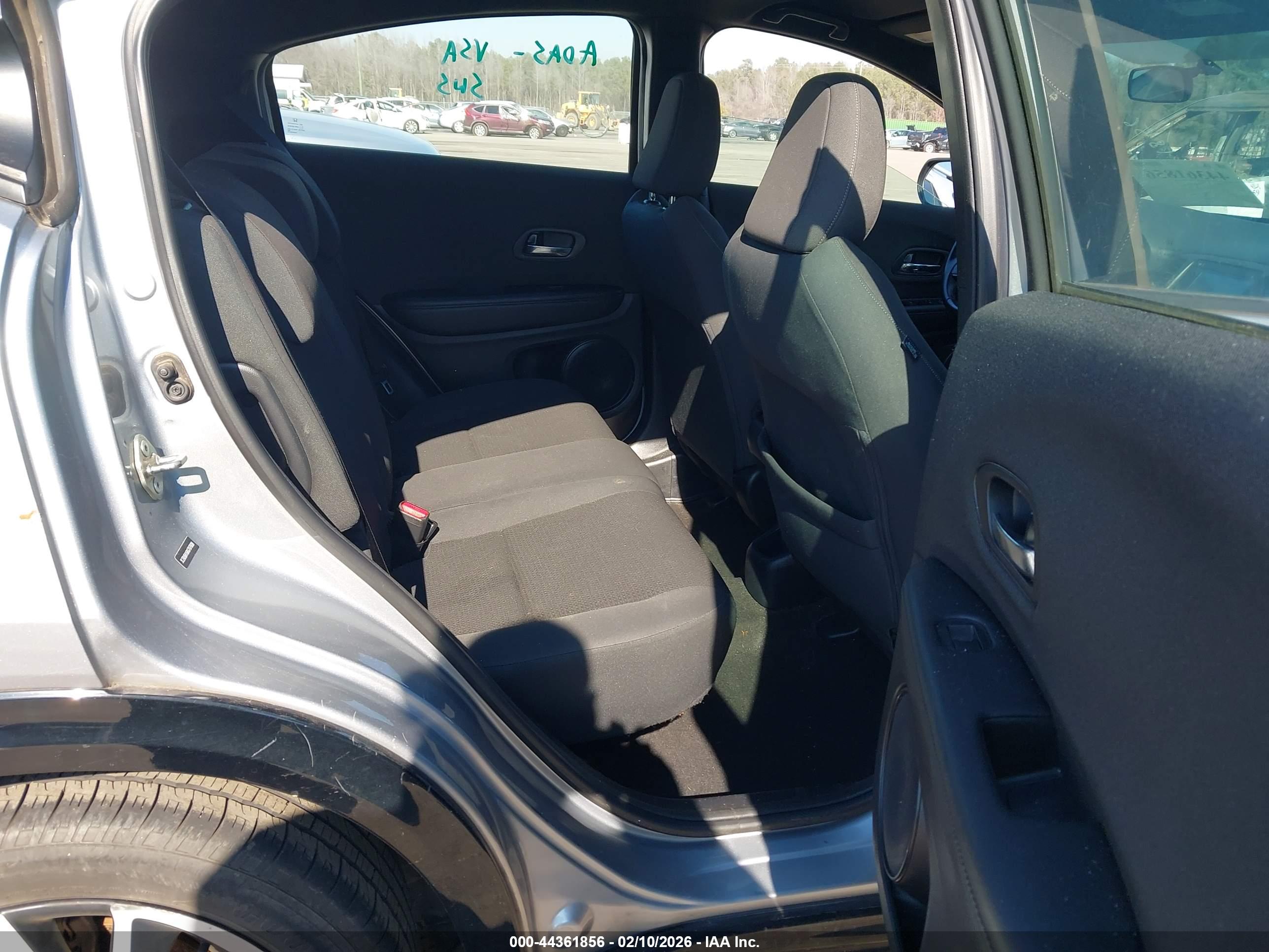 HONDA HR-V image 8