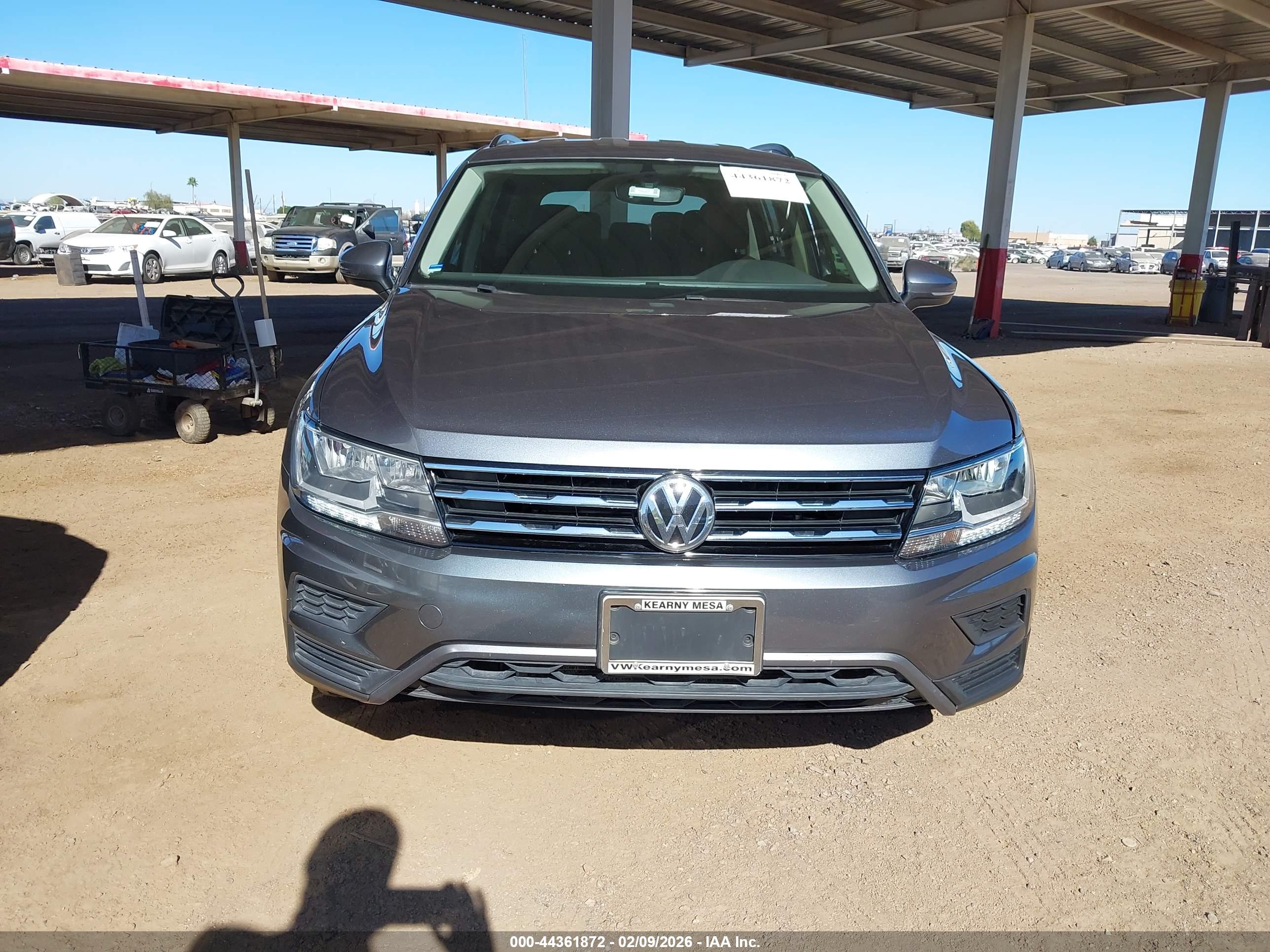 VOLKSWAGEN TIGUAN image 6