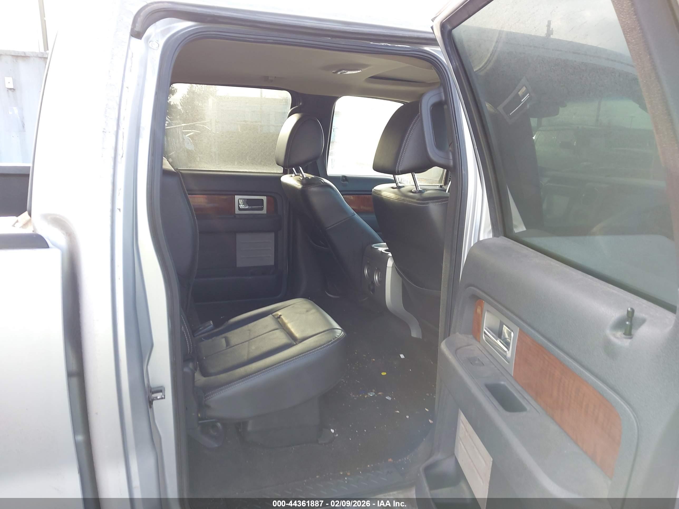 FORD F-150 image 8