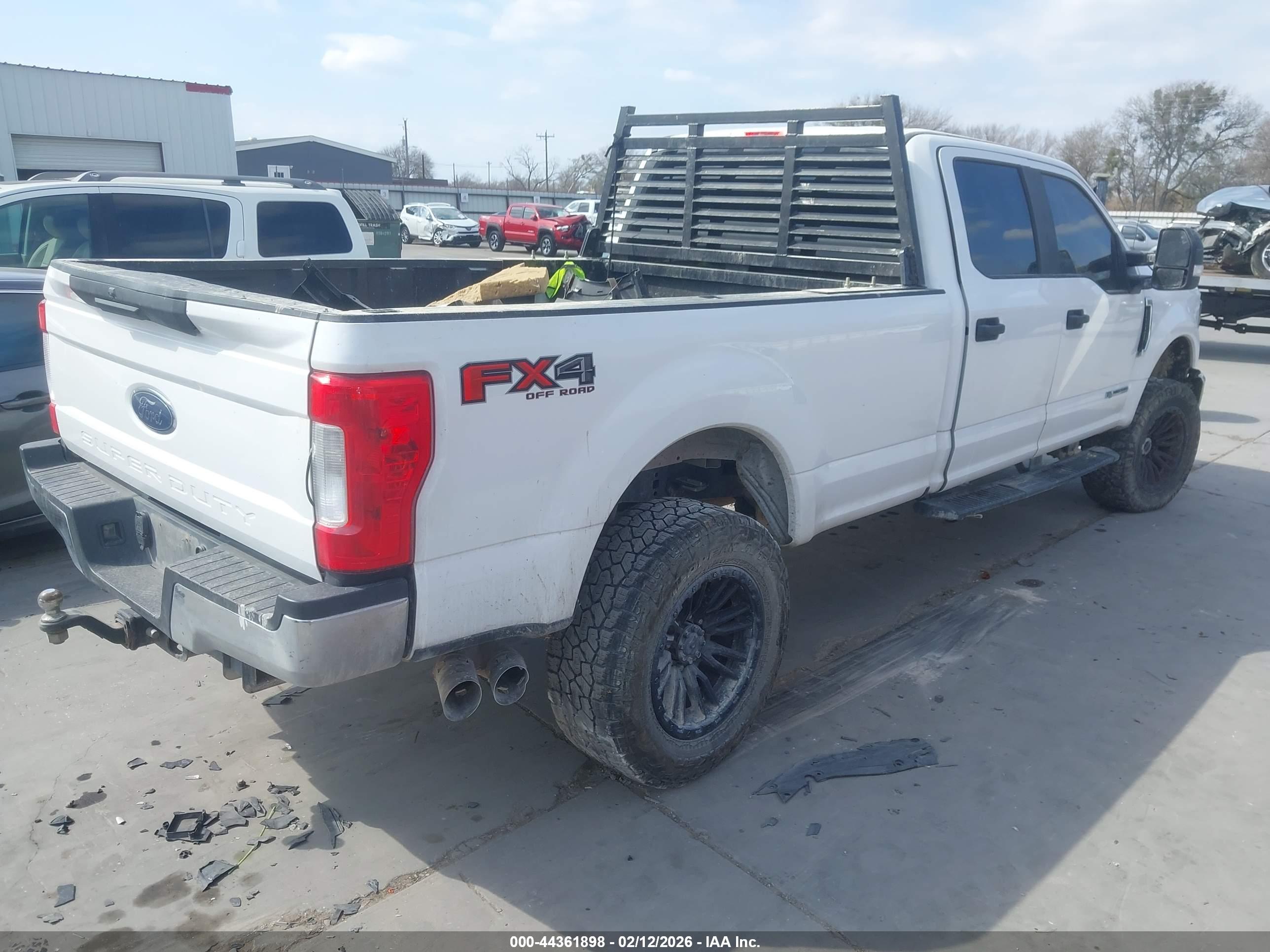 FORD F-350 image 4