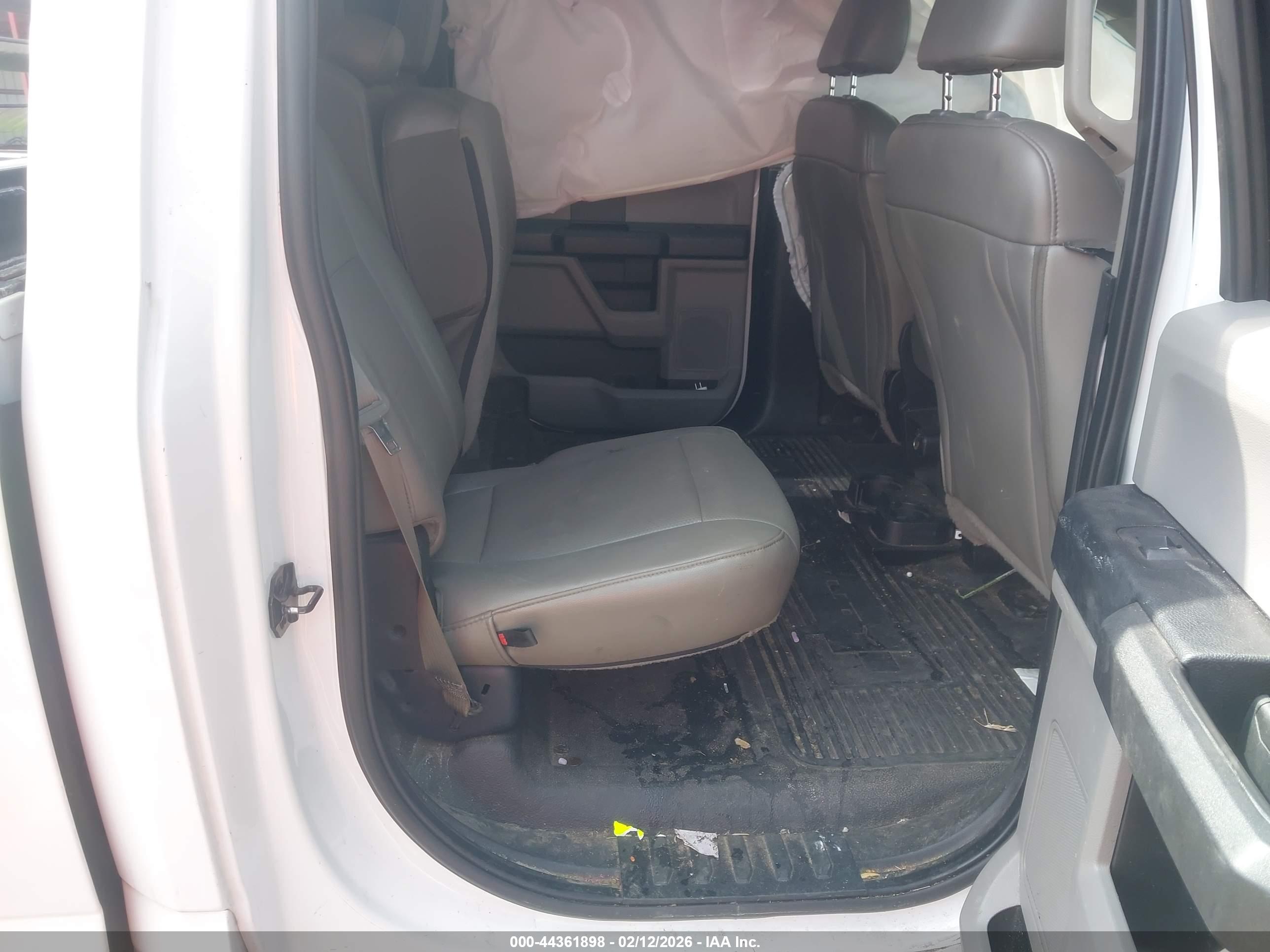 FORD F-350 image 8