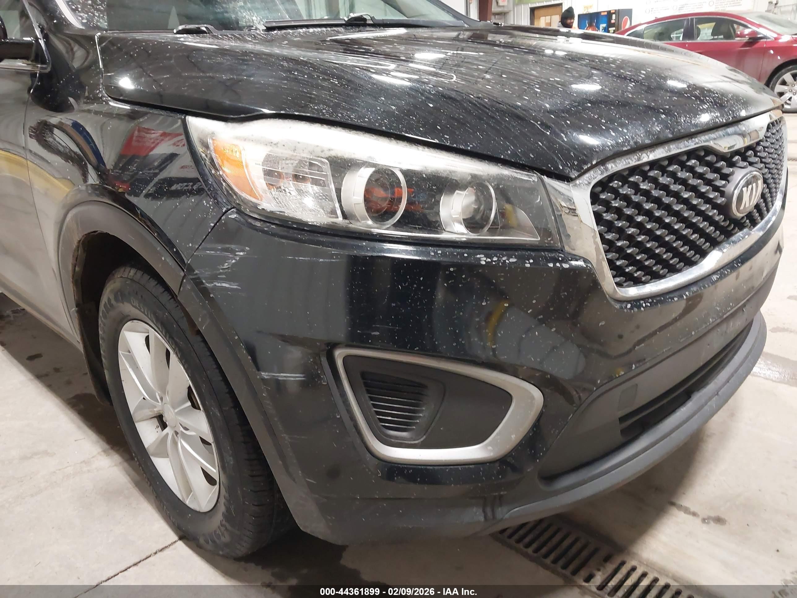 KIA SORENTO image 6