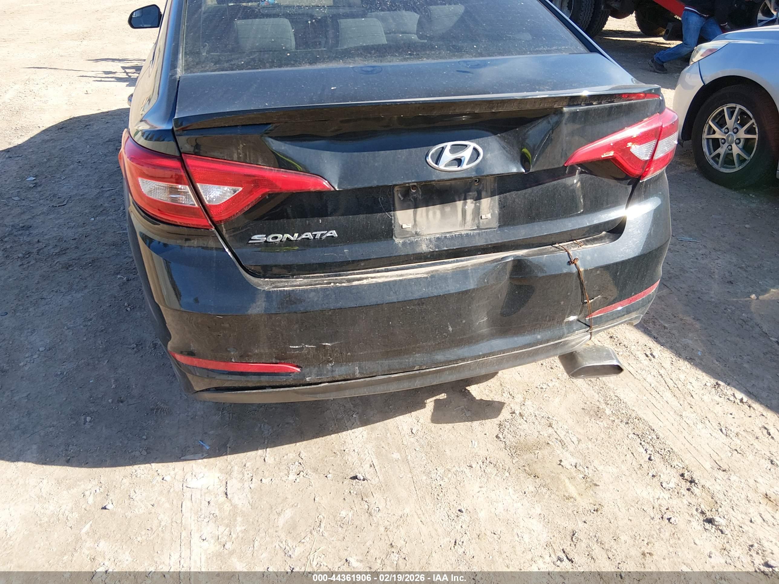 HYUNDAI SONATA image 6