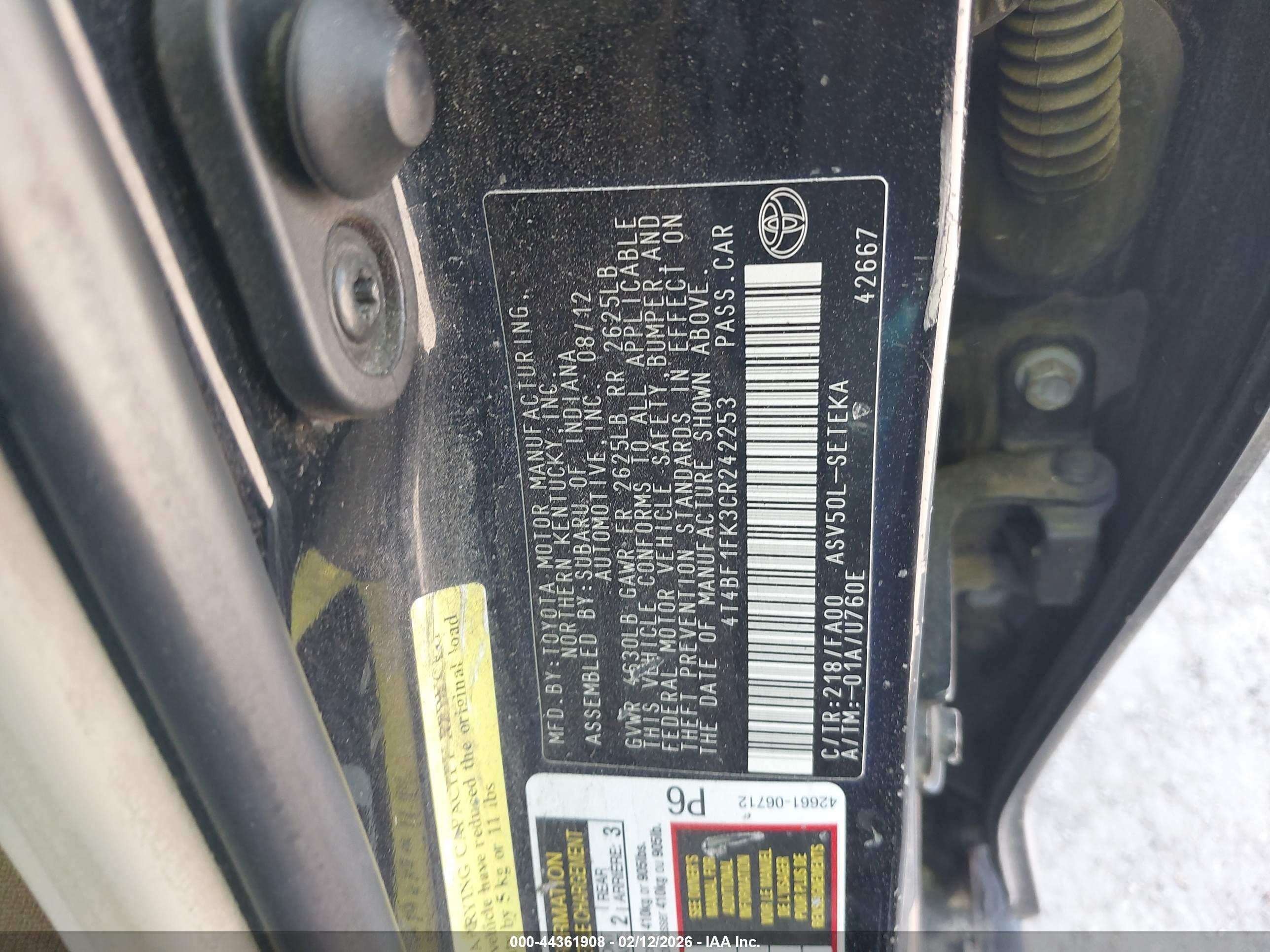 TOYOTA CAMRY image 9