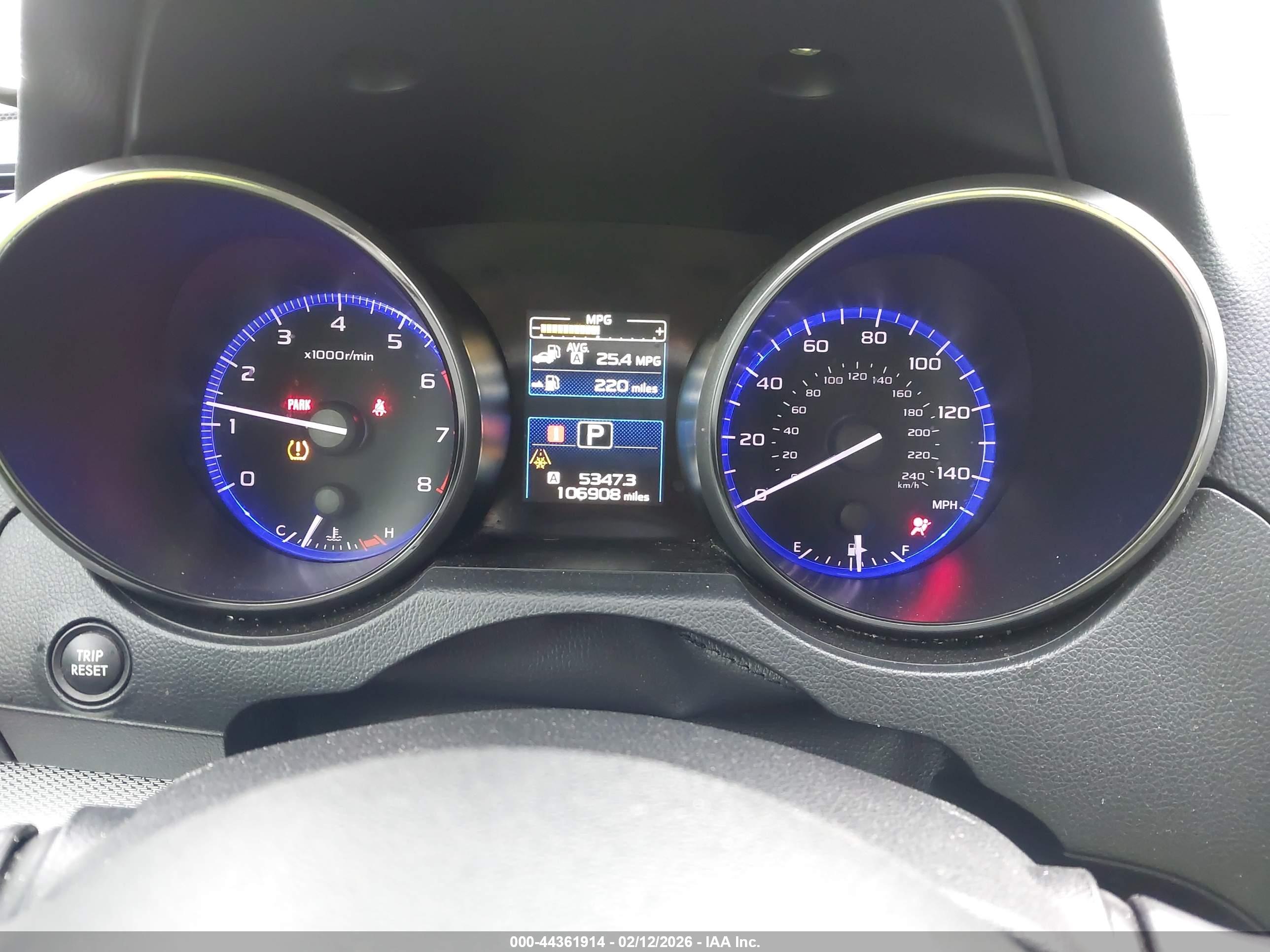 SUBARU OUTBACK image 7