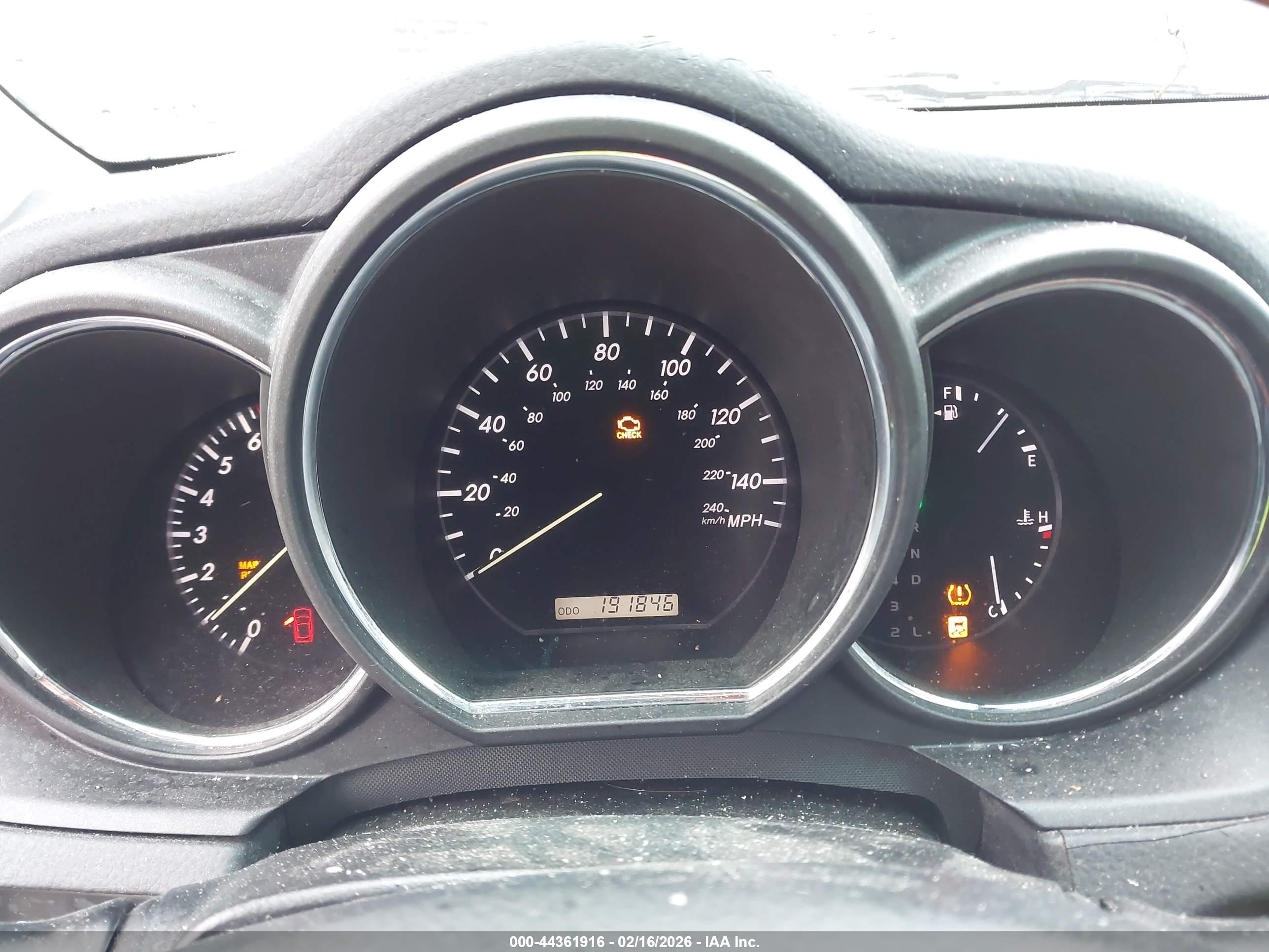 LEXUS RX image 7