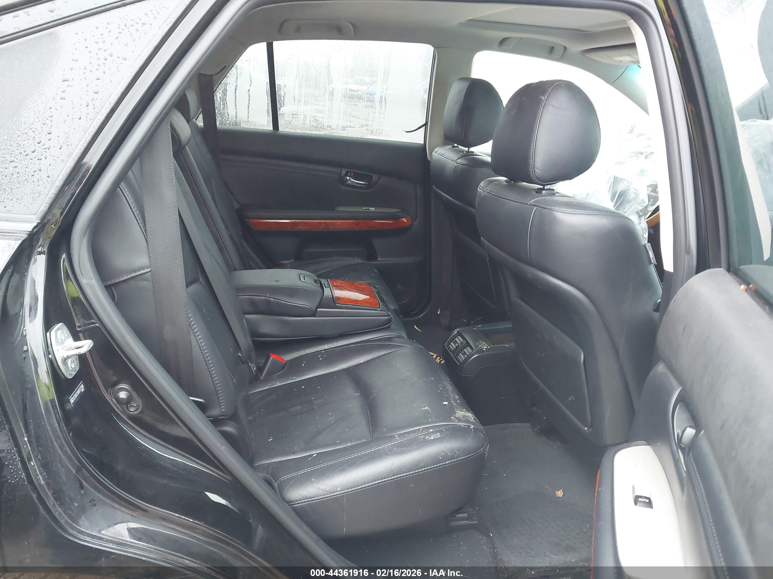 LEXUS RX image 8