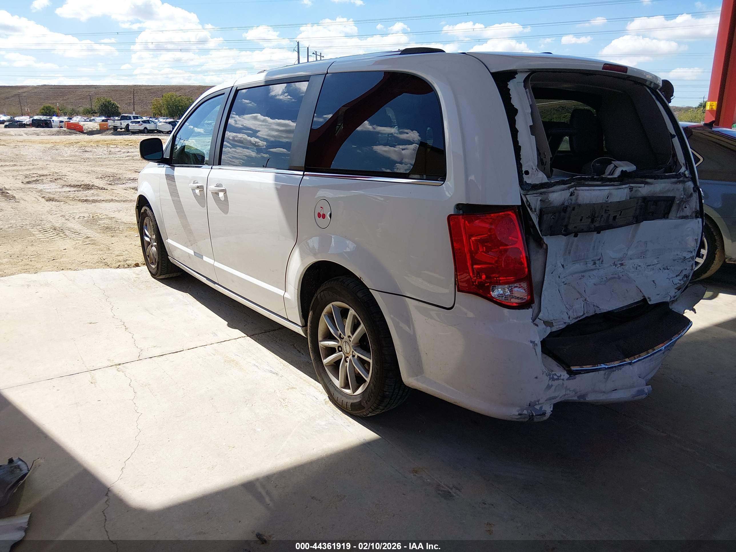 DODGE GRAND image 3