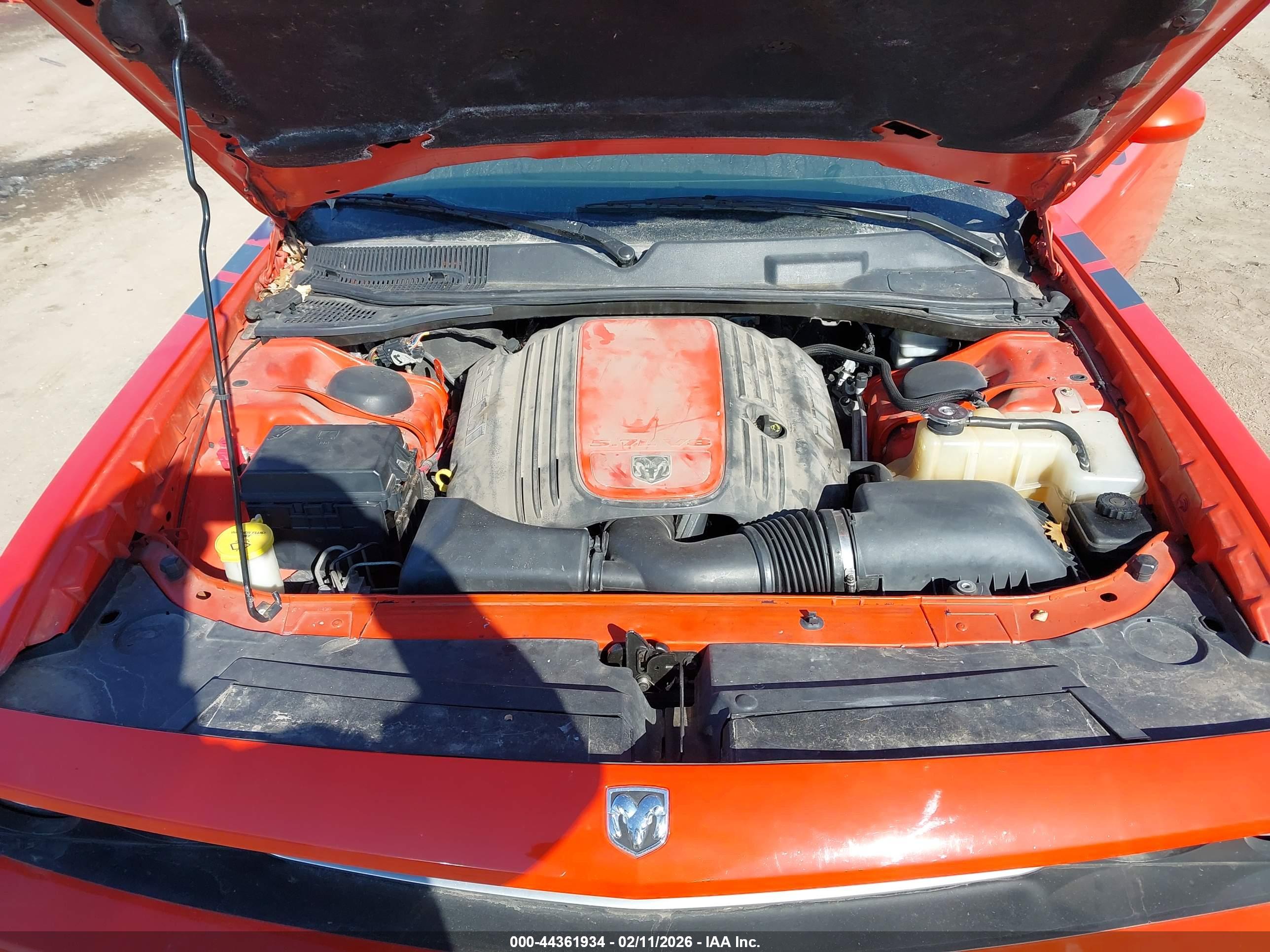DODGE CHALLENGER image 10