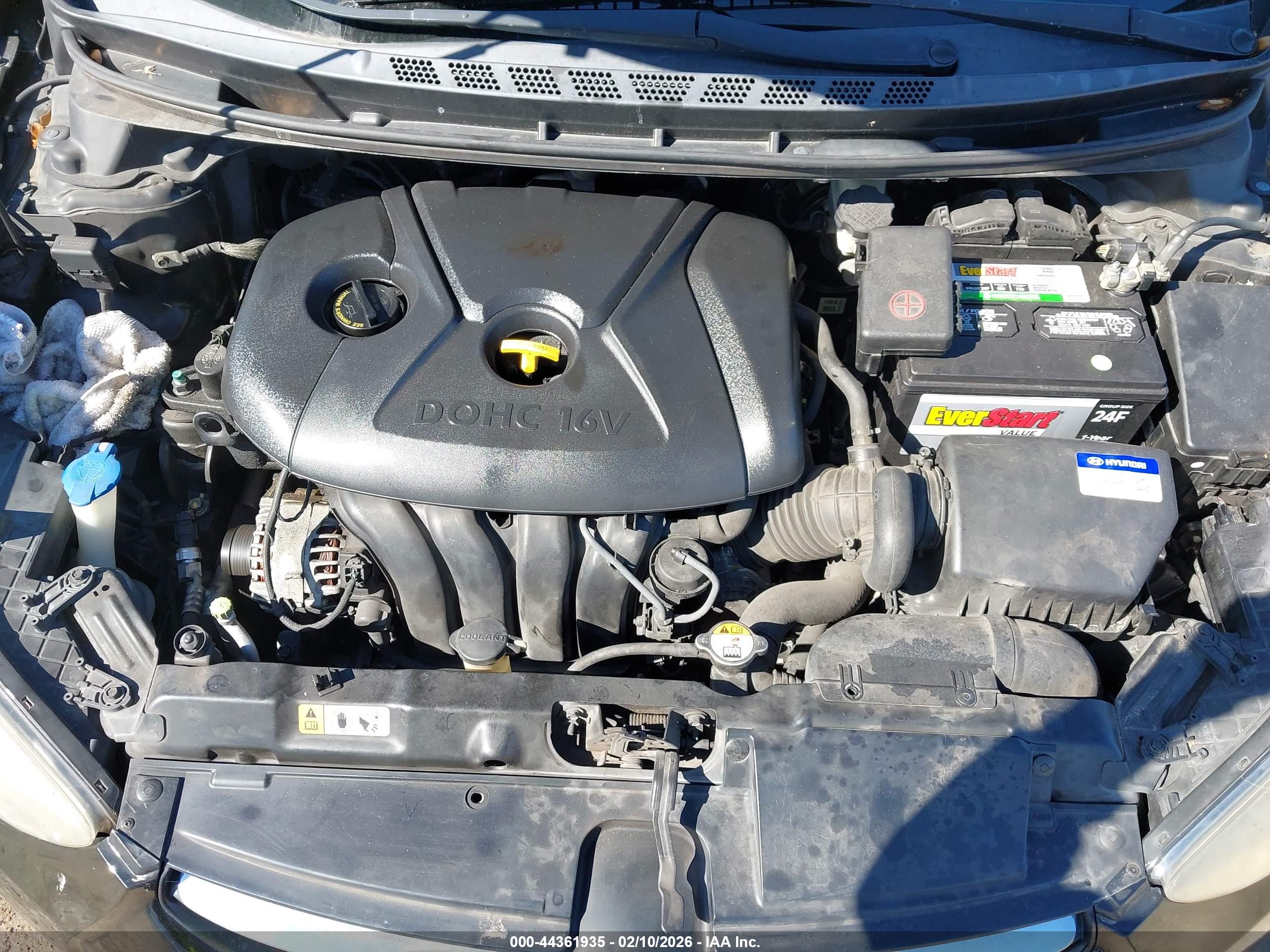 HYUNDAI ELANTRA image 10