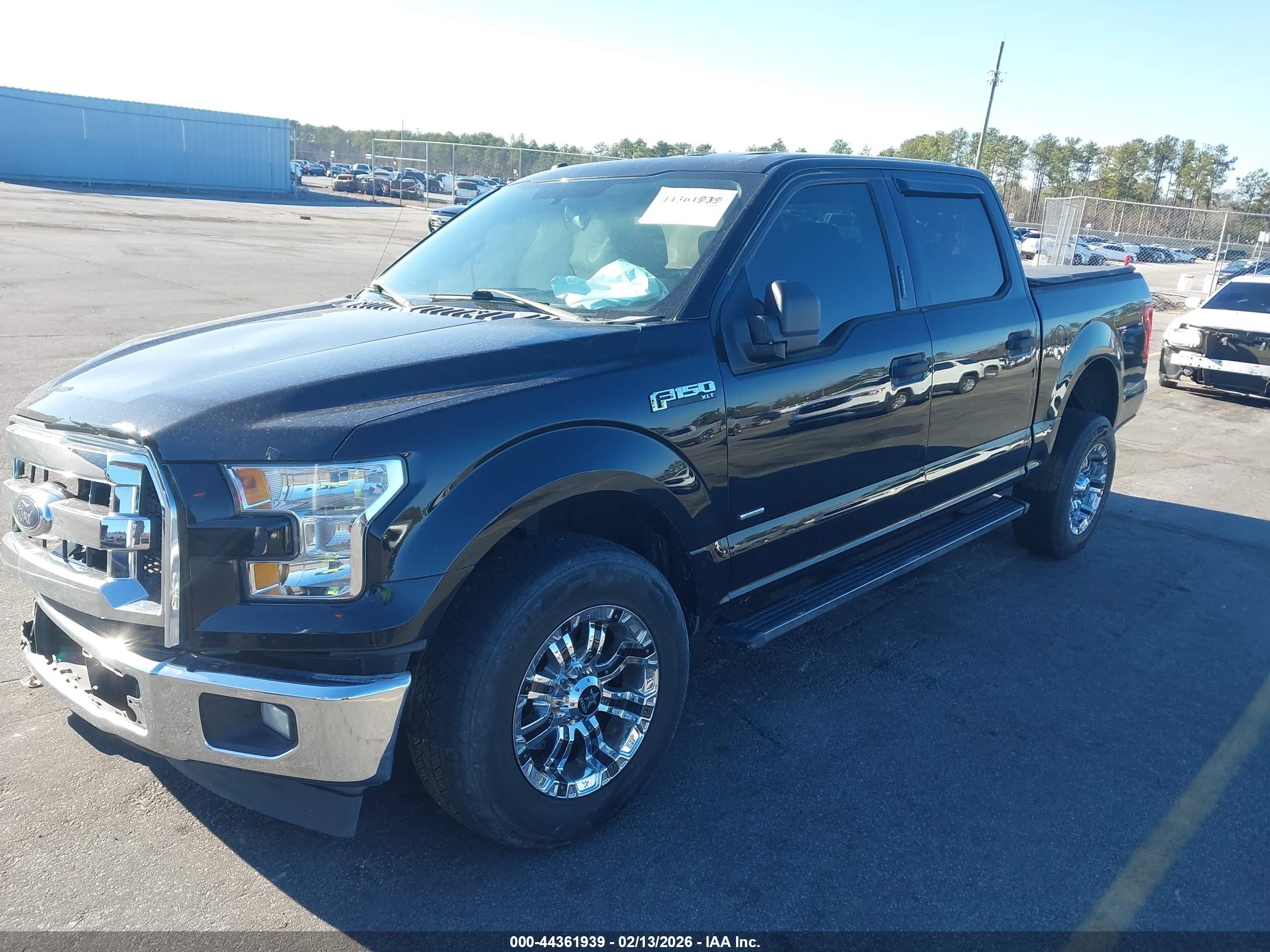 FORD F-150 image 2