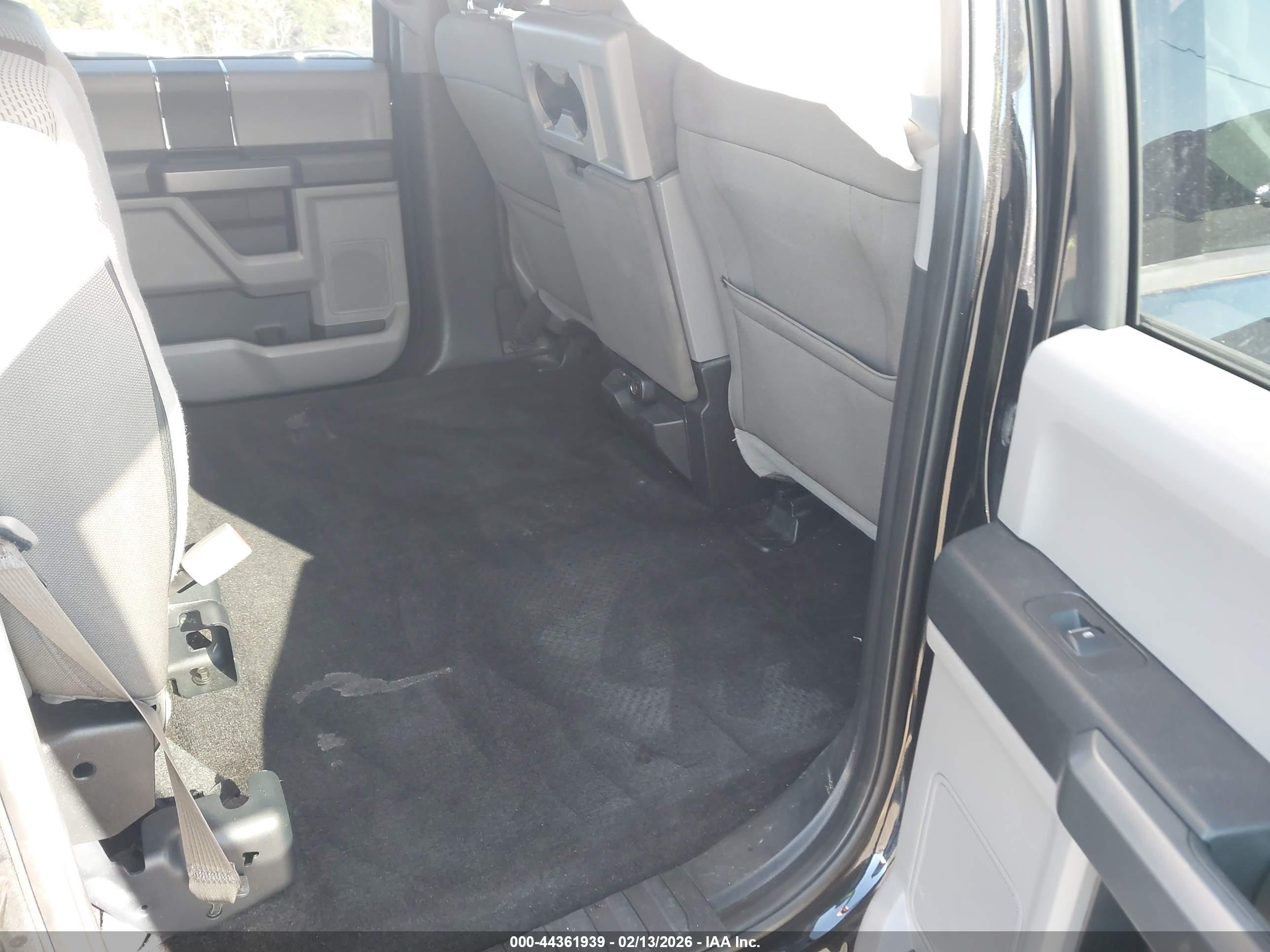 FORD F-150 image 8