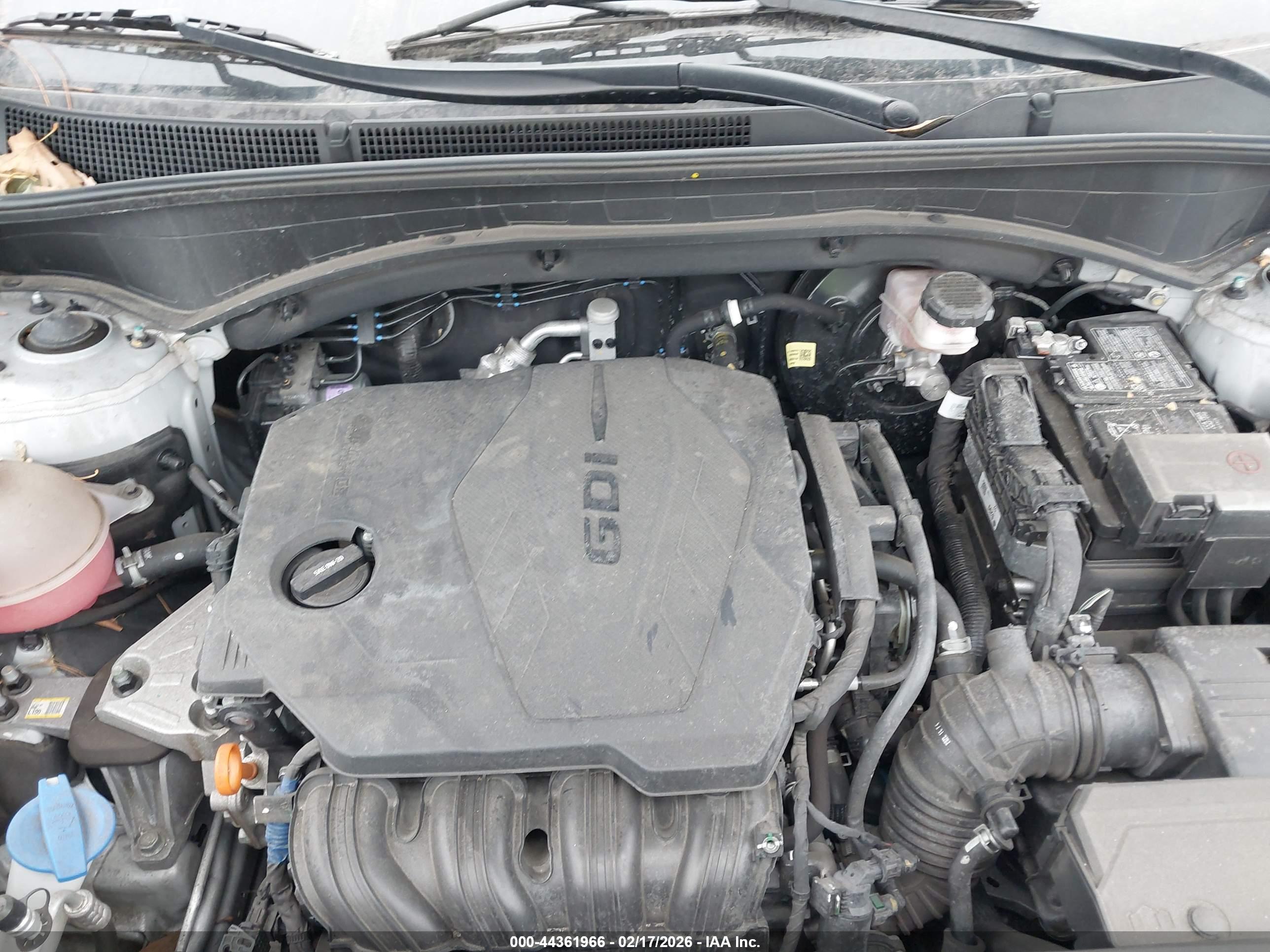 HYUNDAI SANTA image 10
