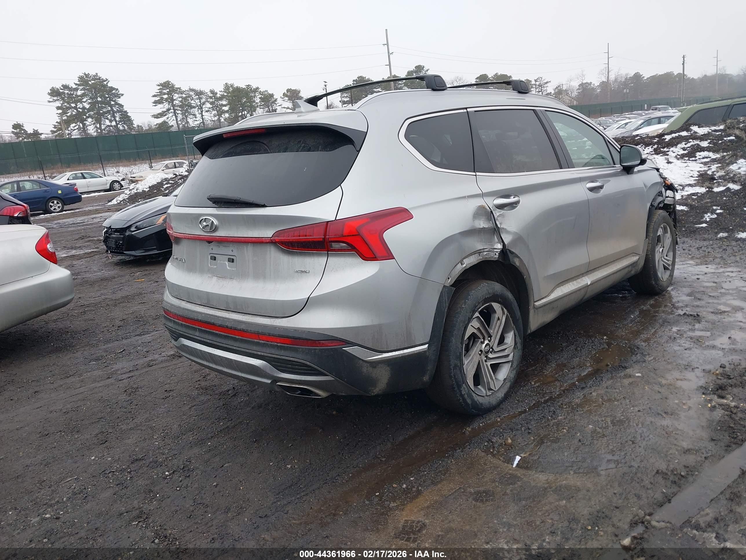 HYUNDAI SANTA image 4