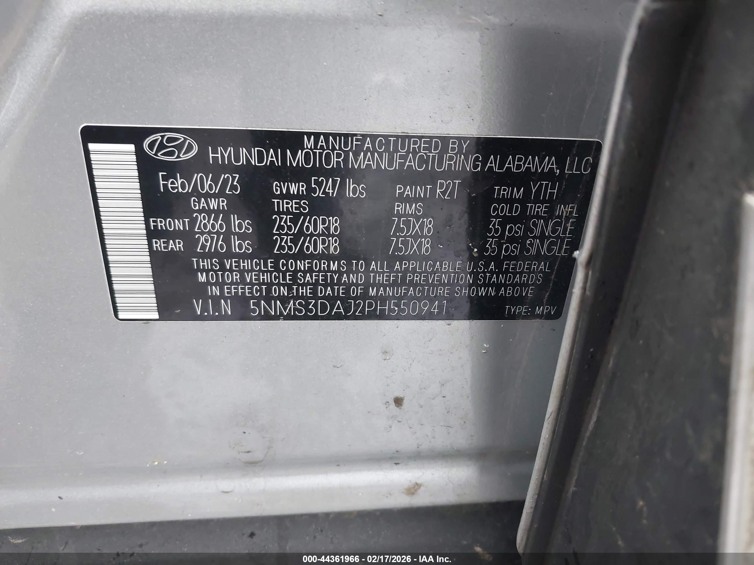 HYUNDAI SANTA image 9