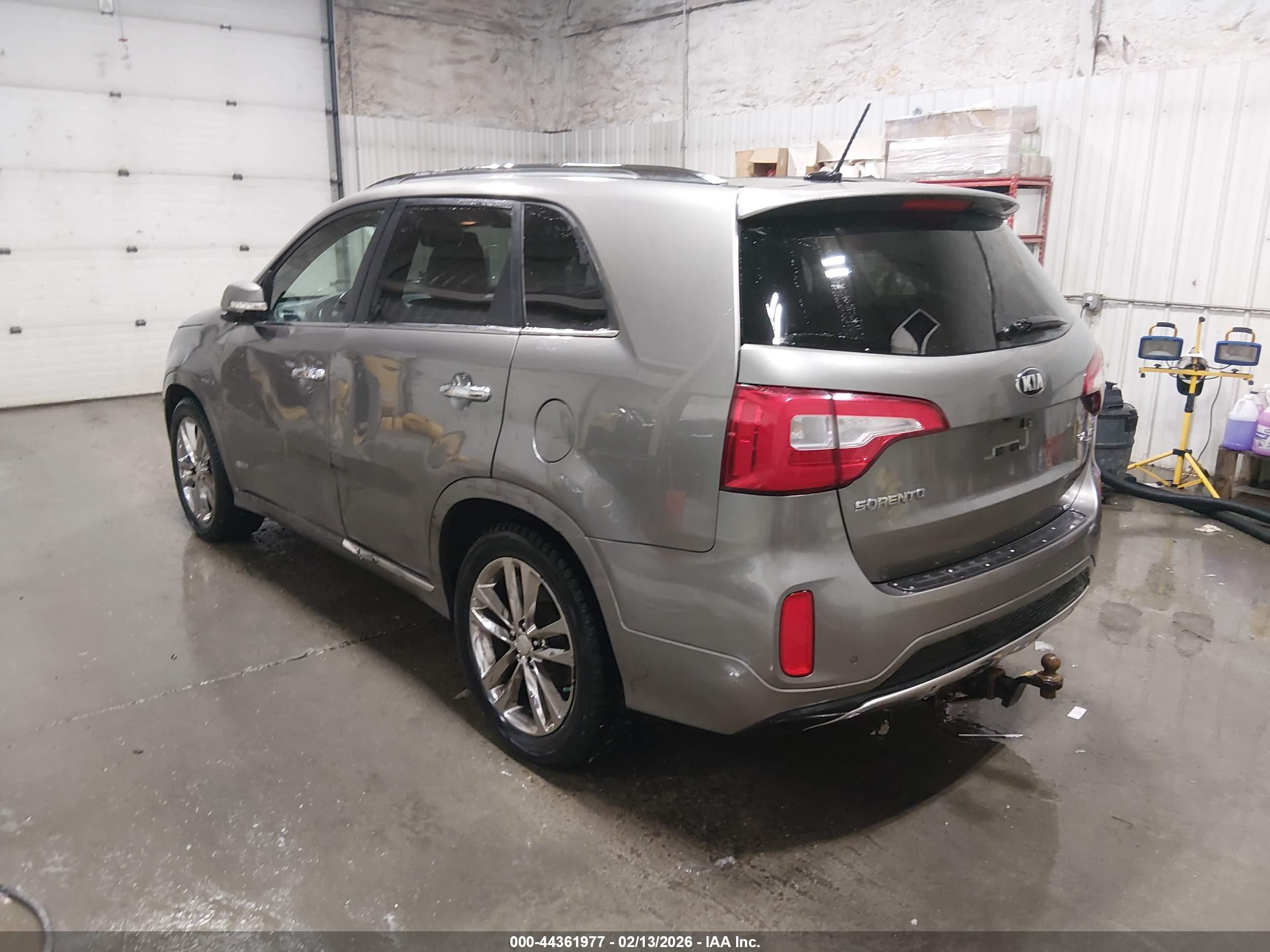 KIA SORENTO image 3
