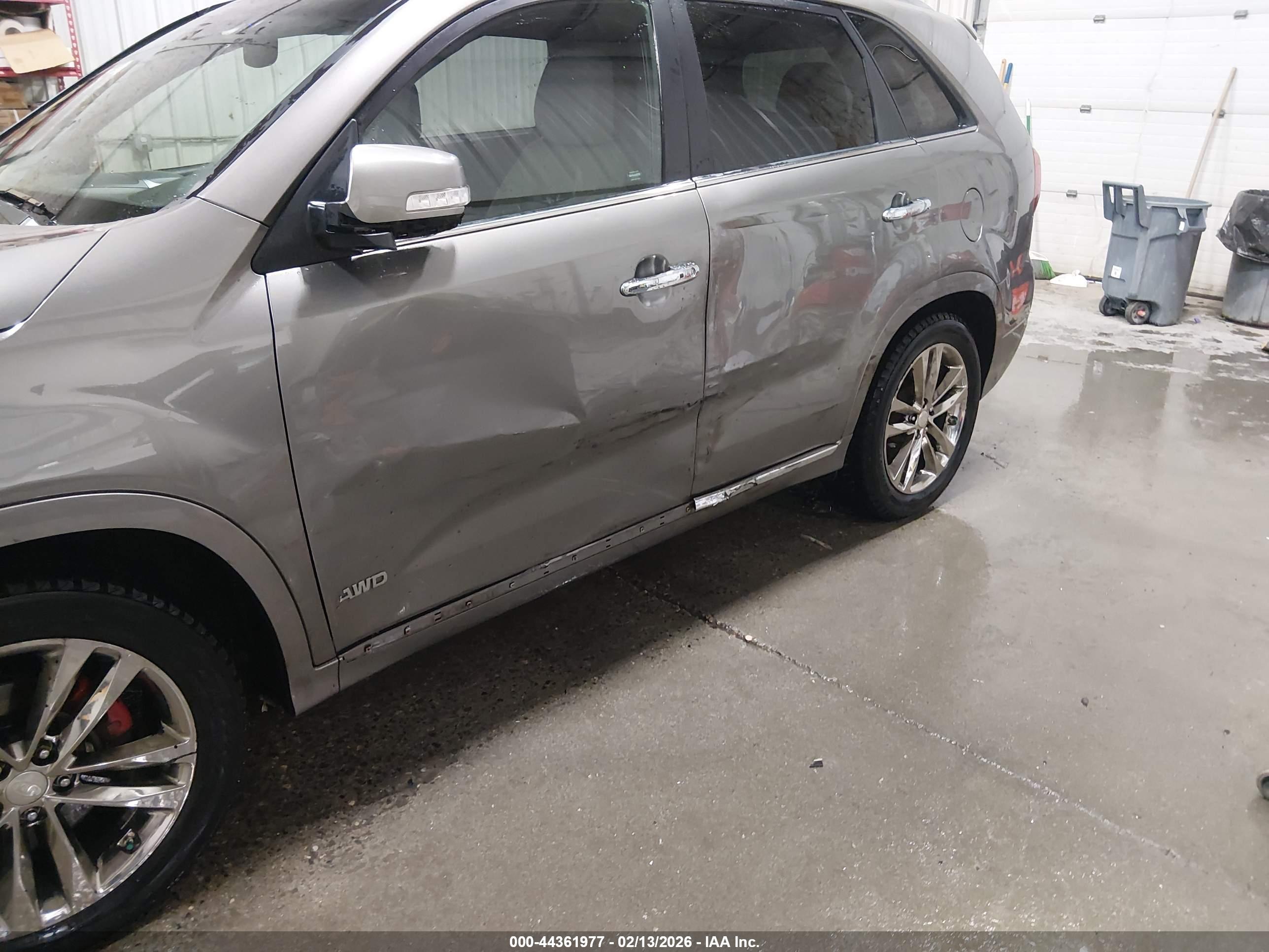 KIA SORENTO image 6