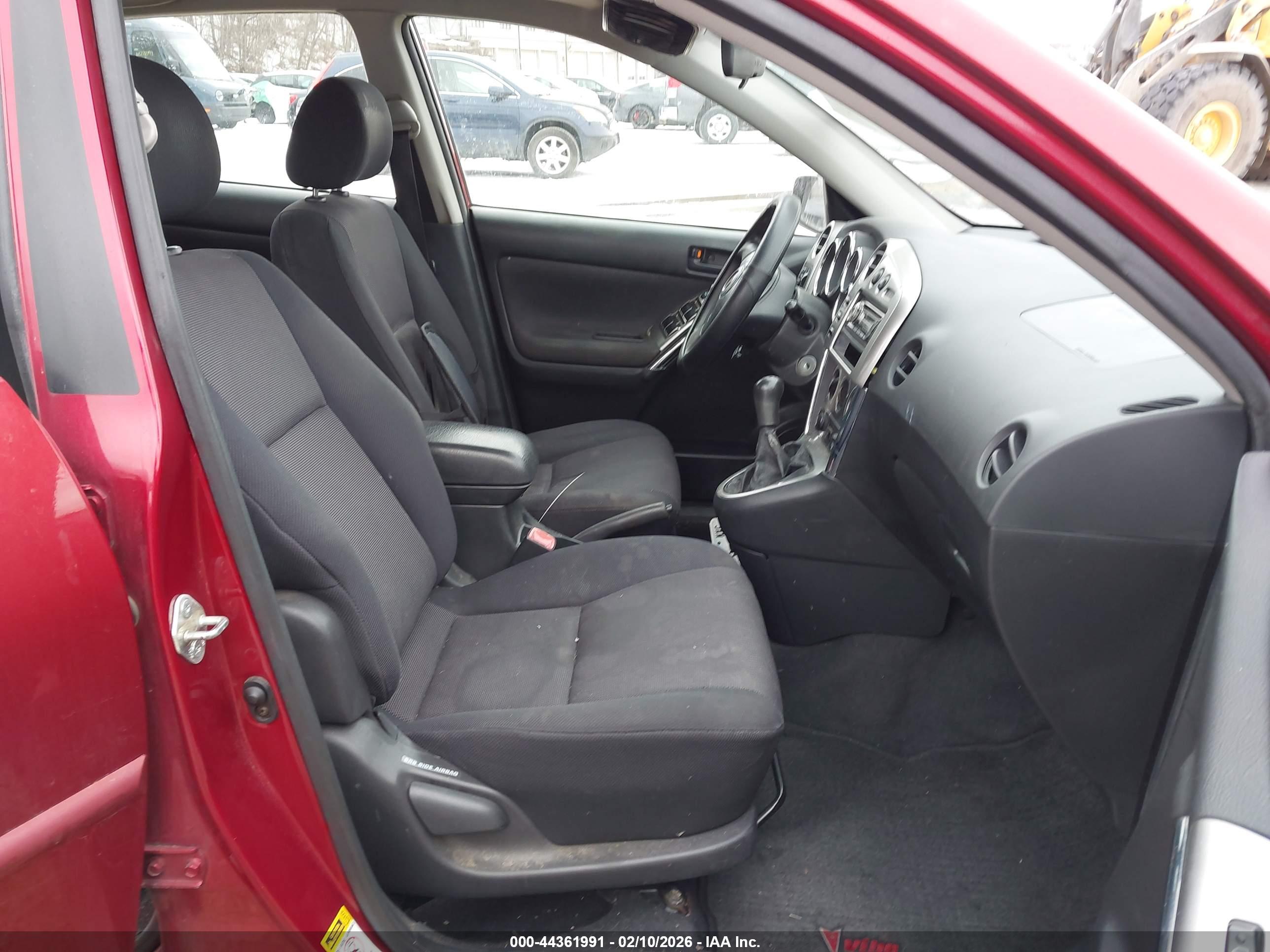 PONTIAC VIBE image 5