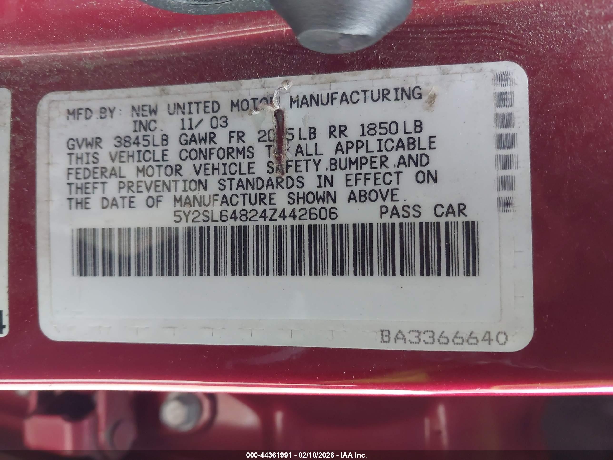 PONTIAC VIBE image 9