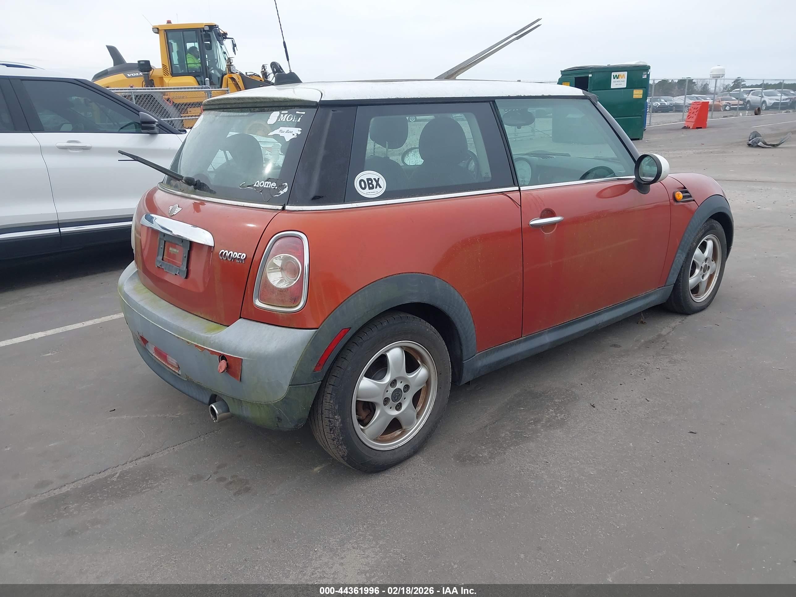 MINI COOPER image 4