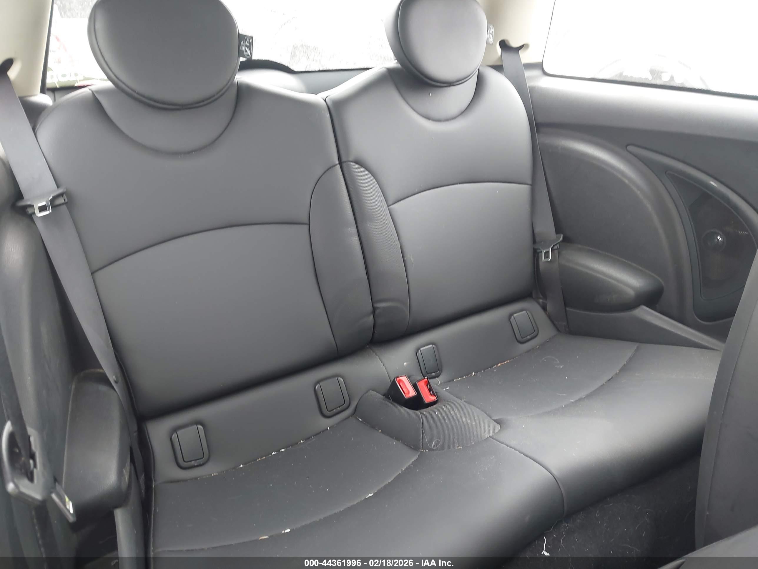 MINI COOPER image 8