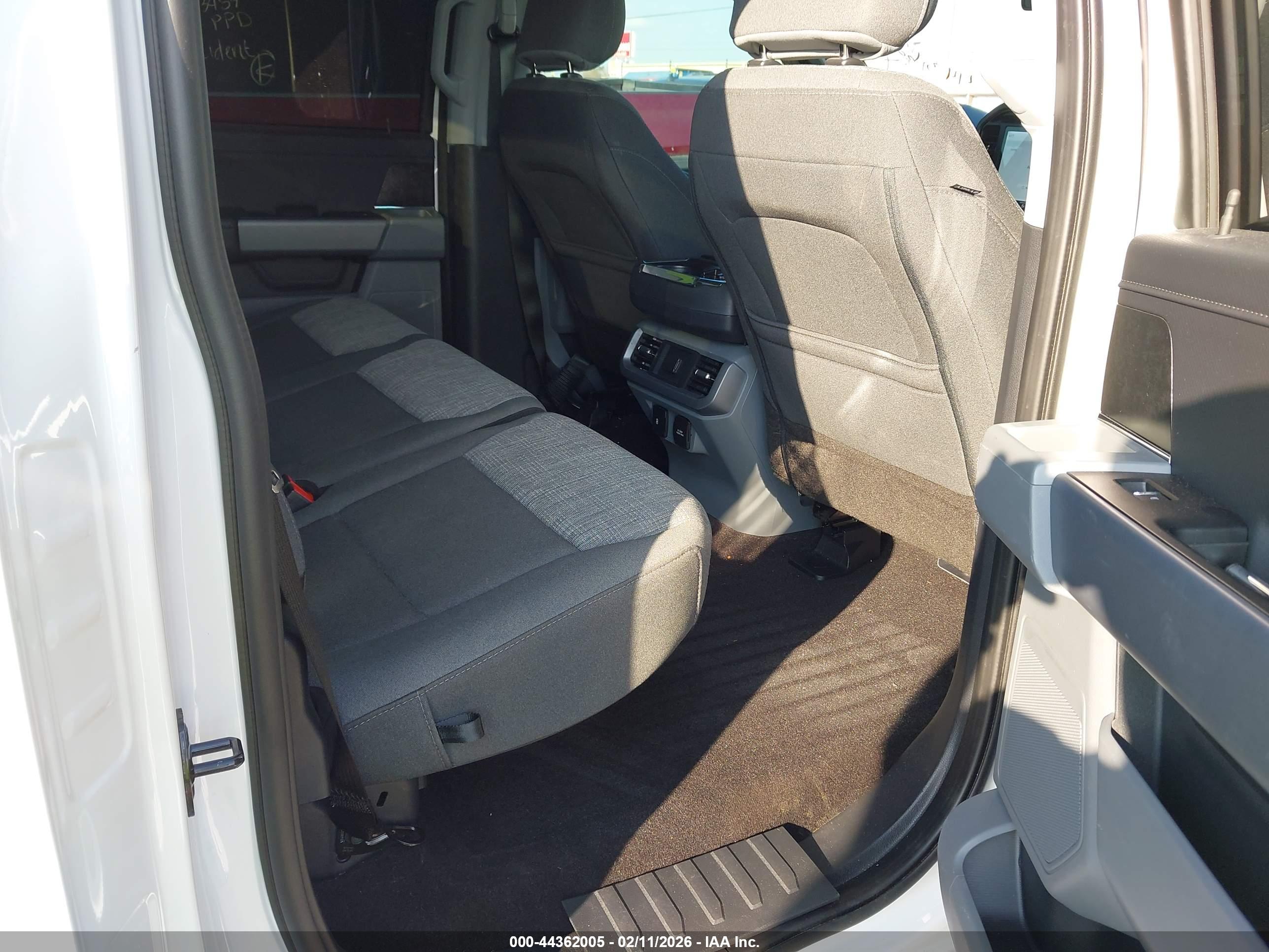 FORD F-150 image 8