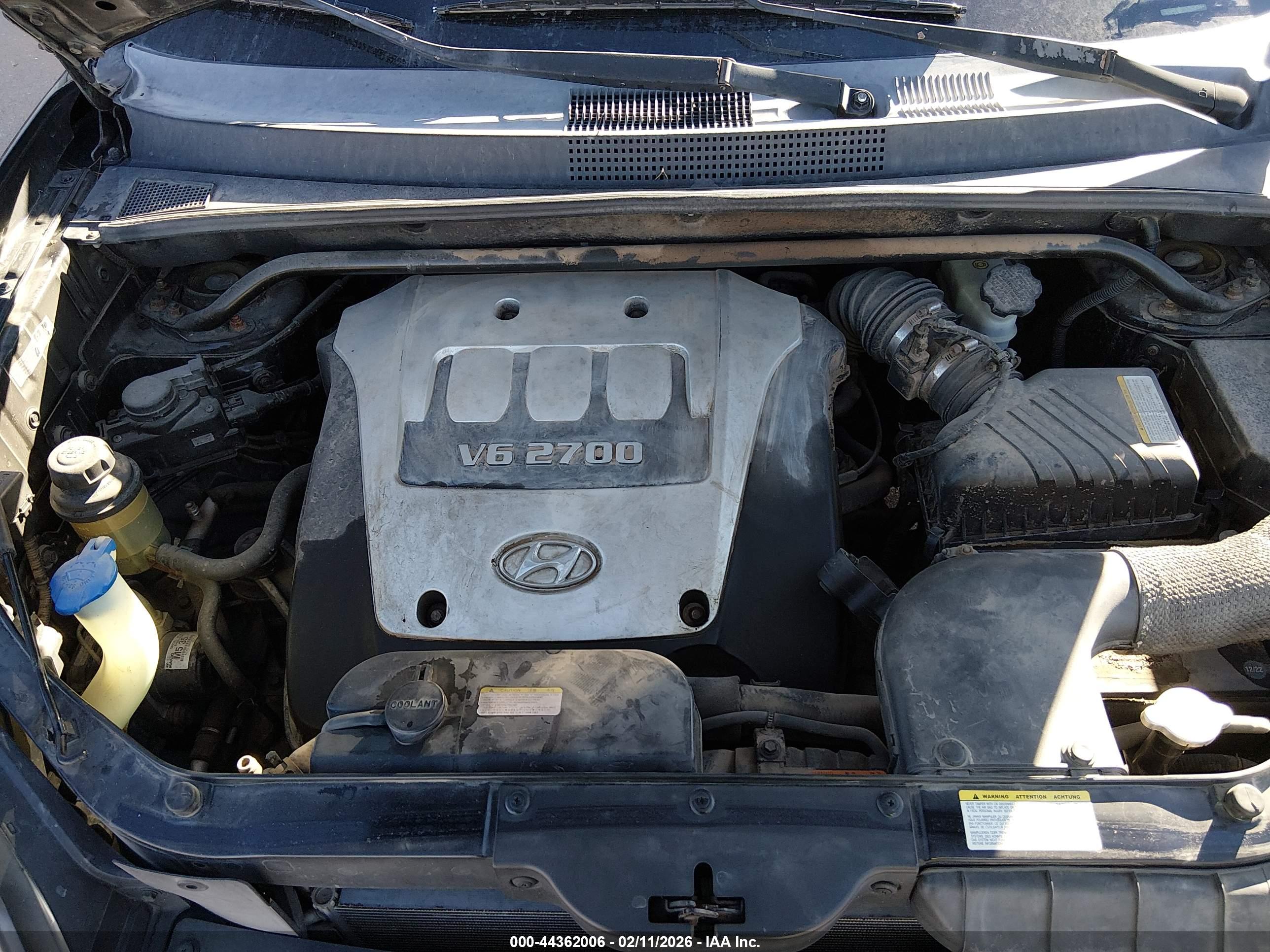 HYUNDAI TUCSON image 10