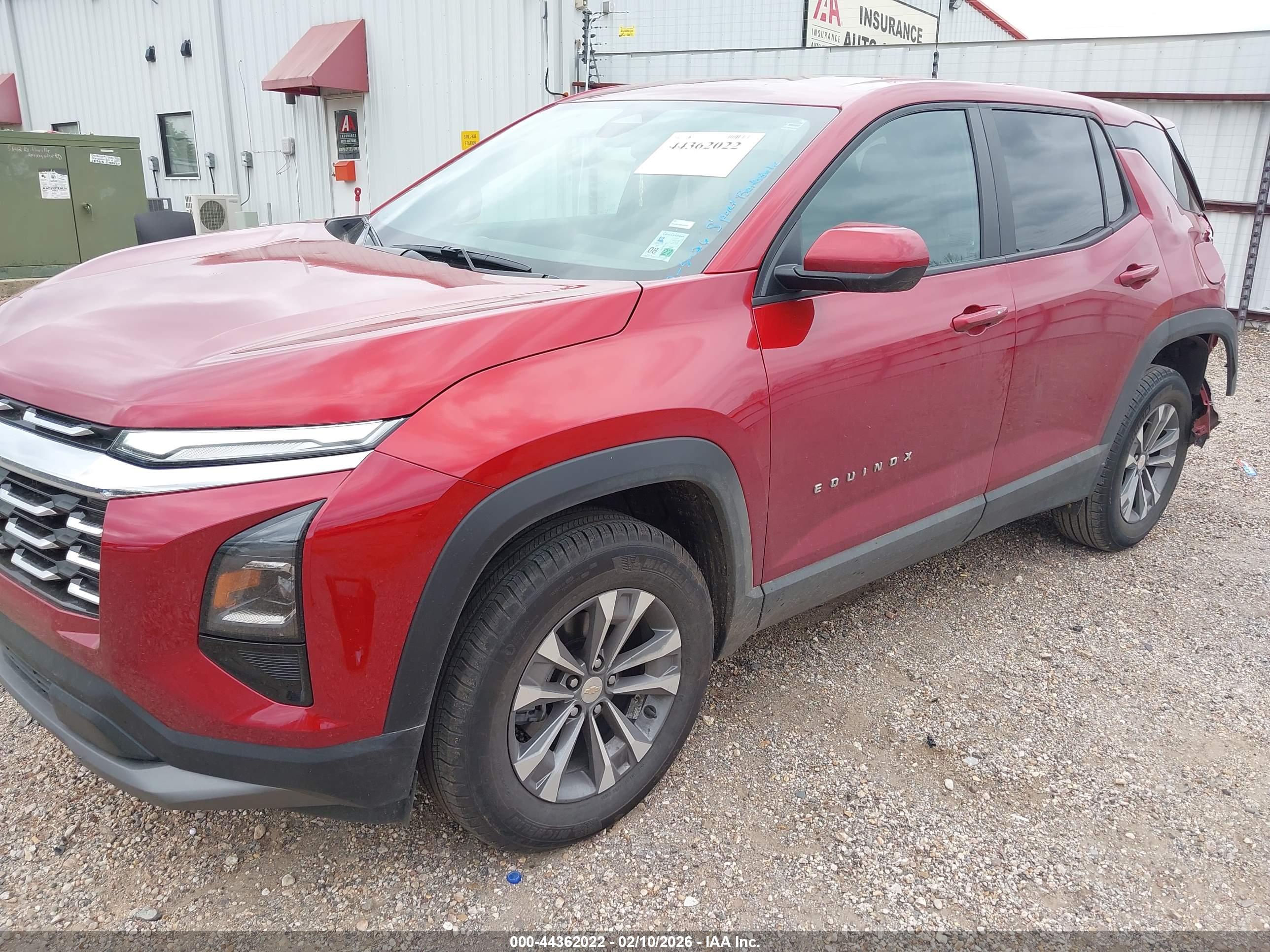 CHEVROLET EQUINOX image 2