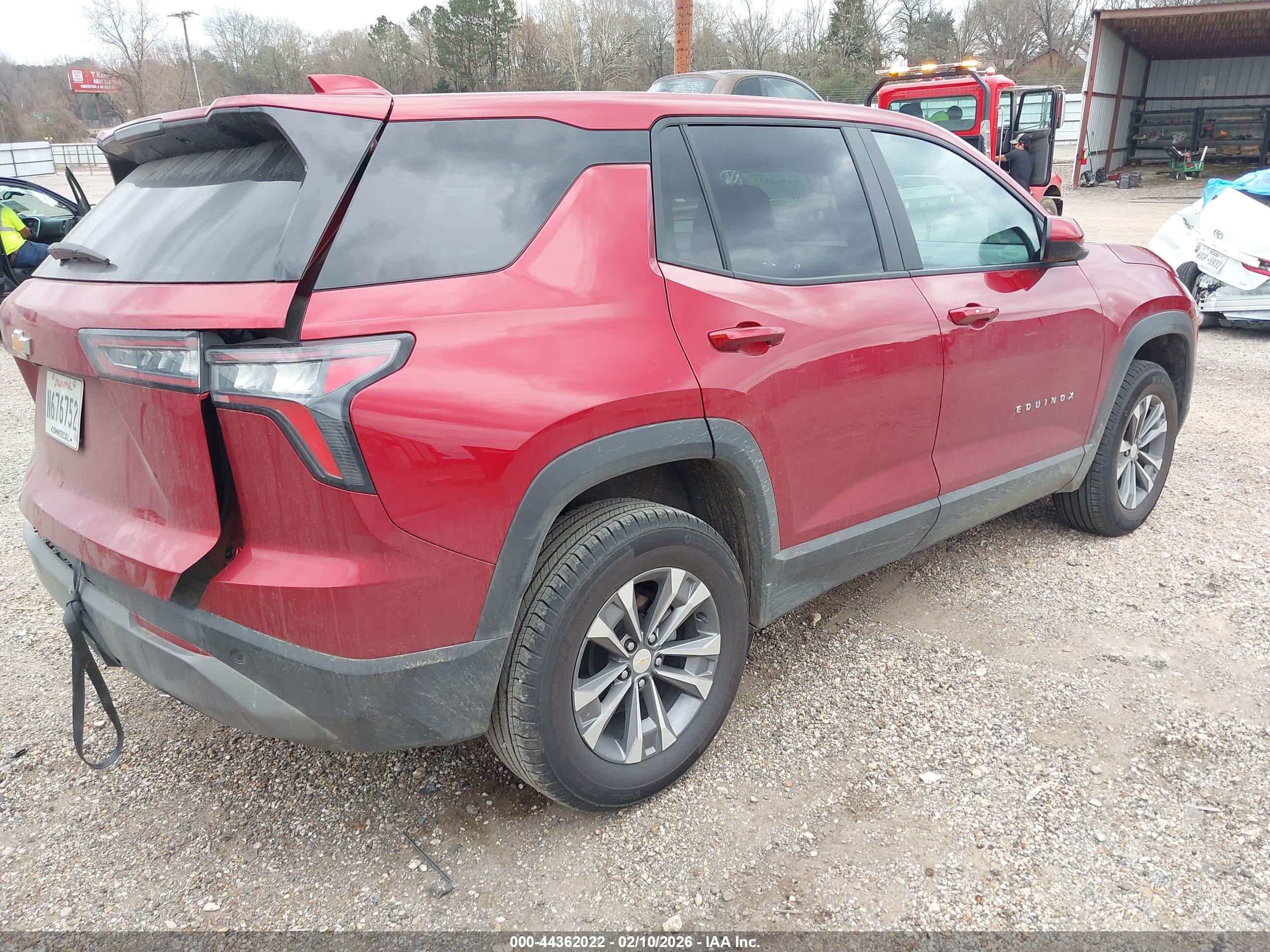 CHEVROLET EQUINOX image 4