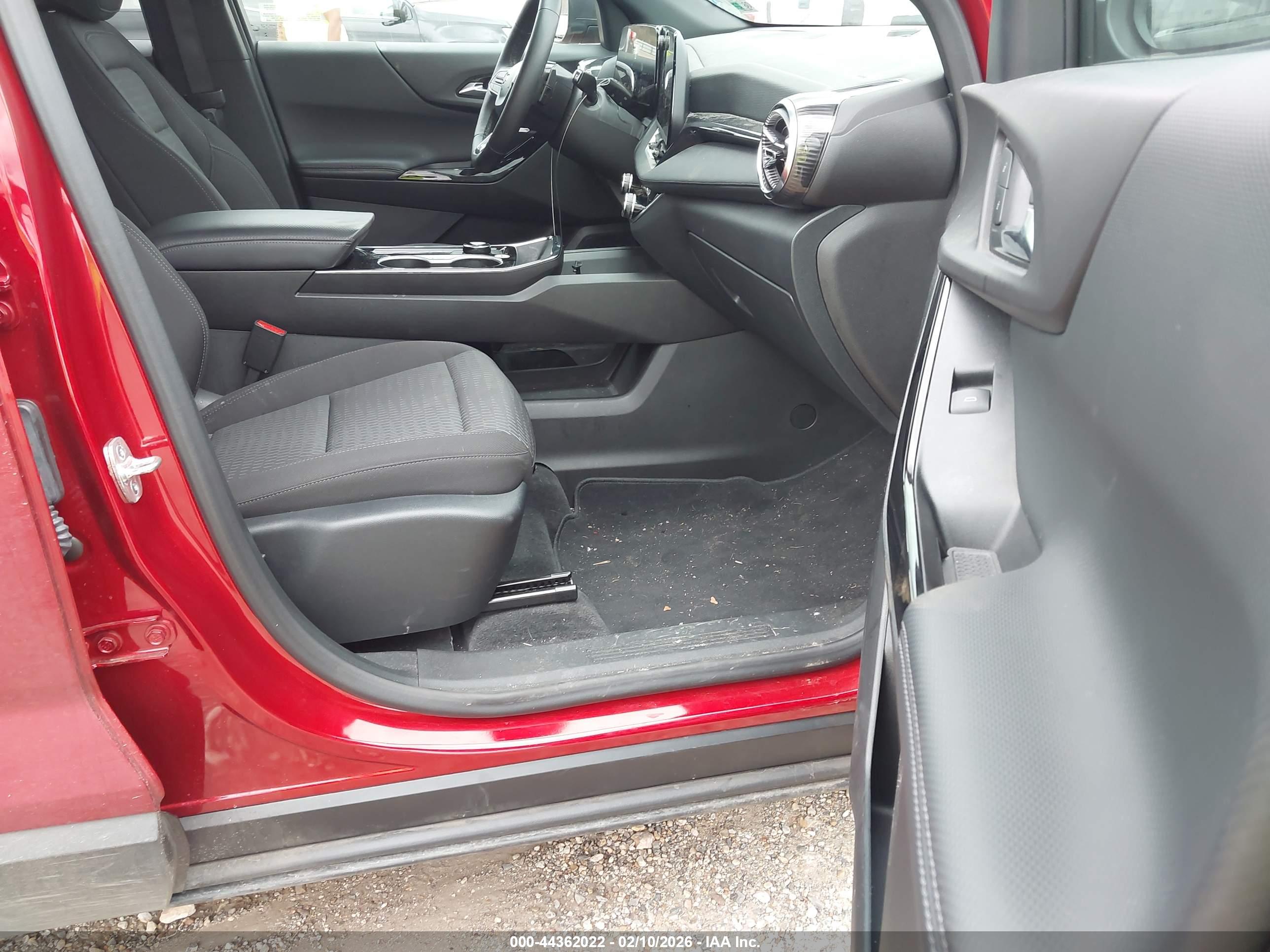 CHEVROLET EQUINOX image 5