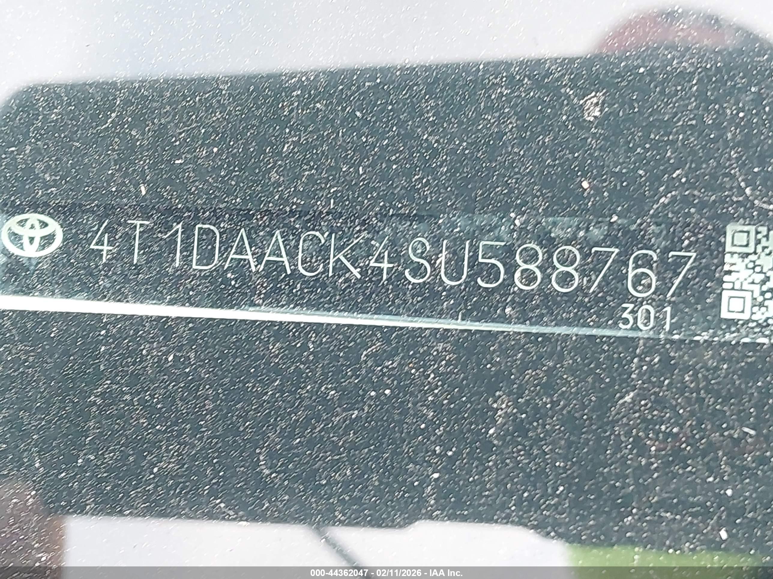 TOYOTA CAMRY image 9