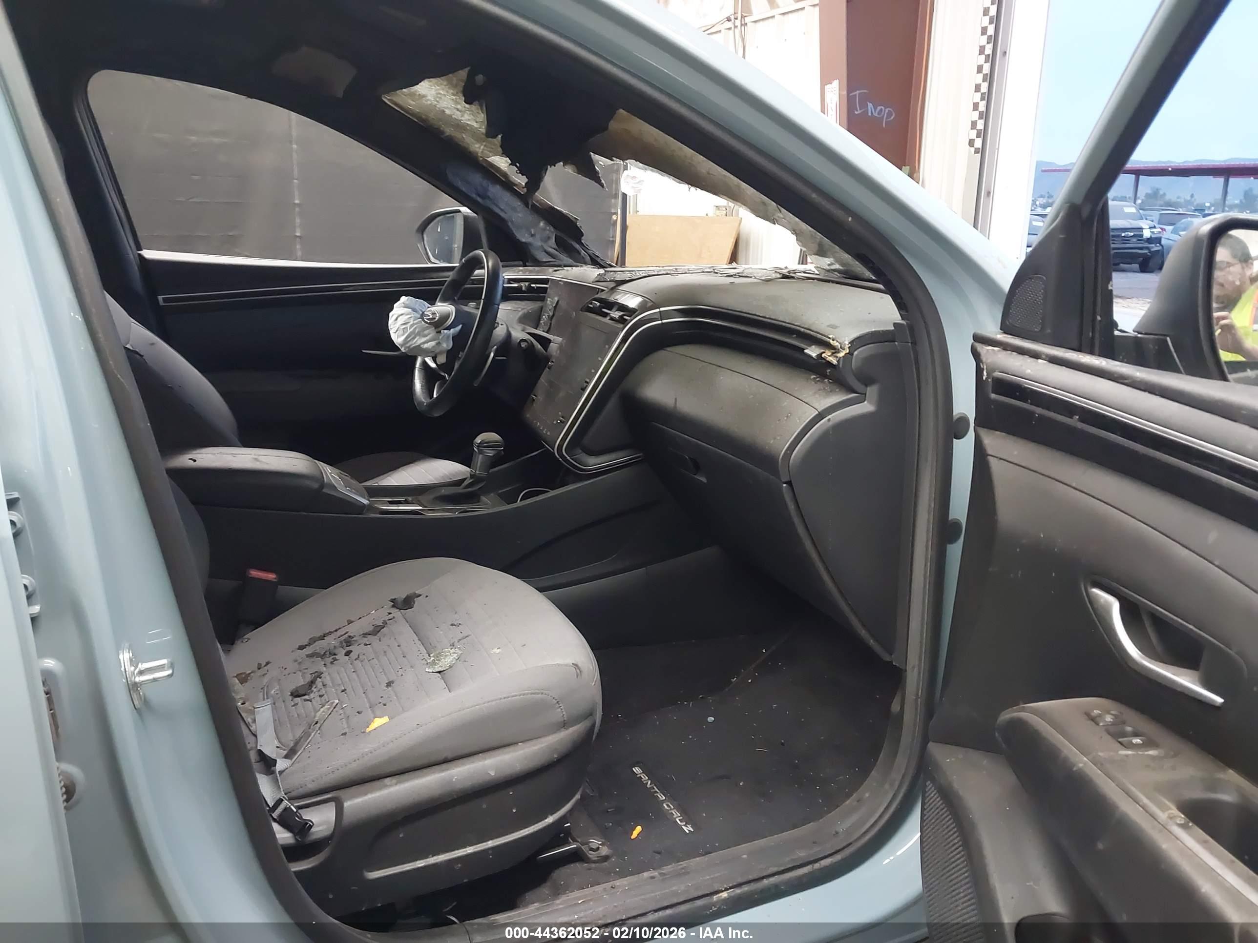 HYUNDAI SANTA image 5