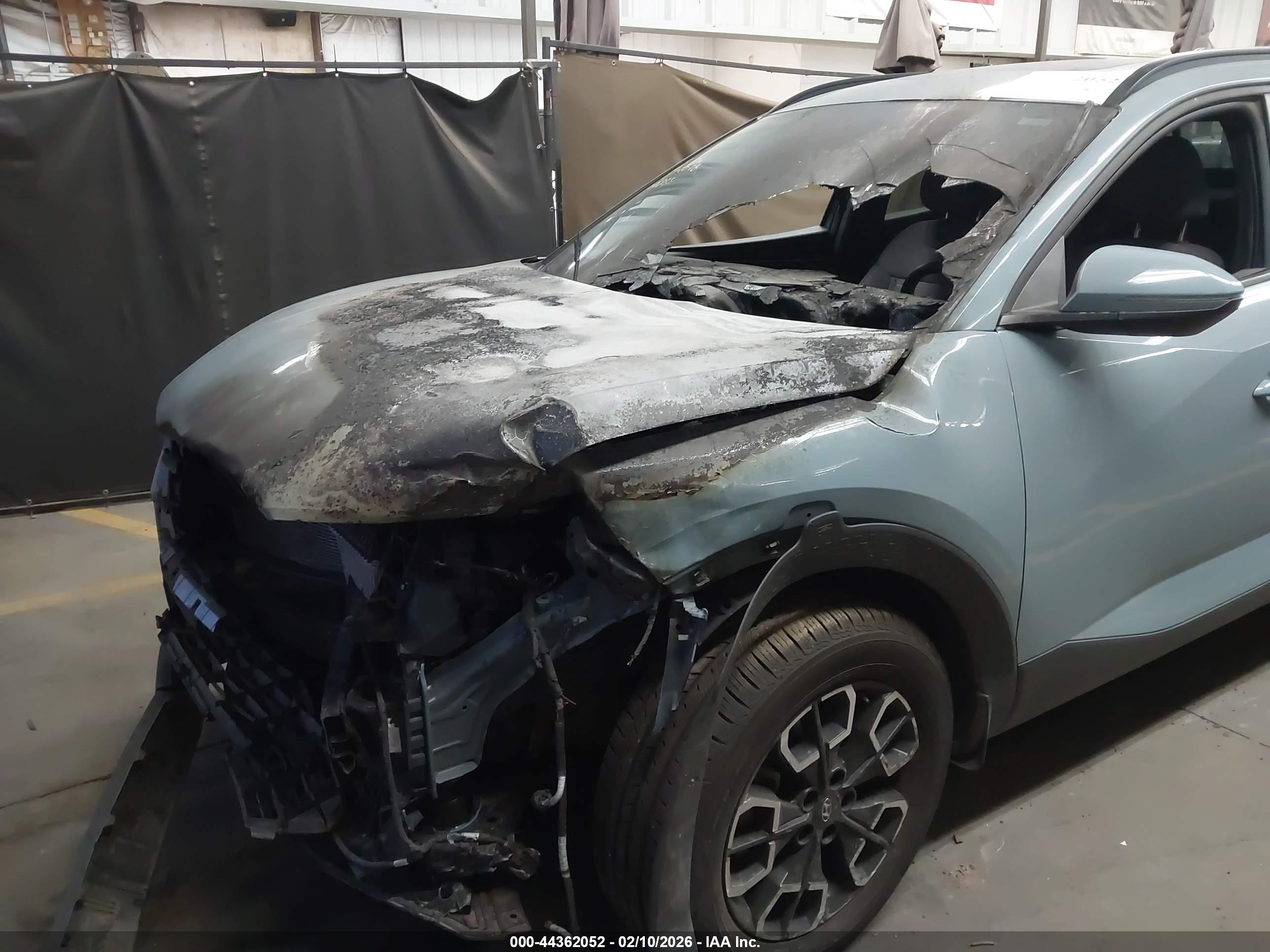 HYUNDAI SANTA image 6