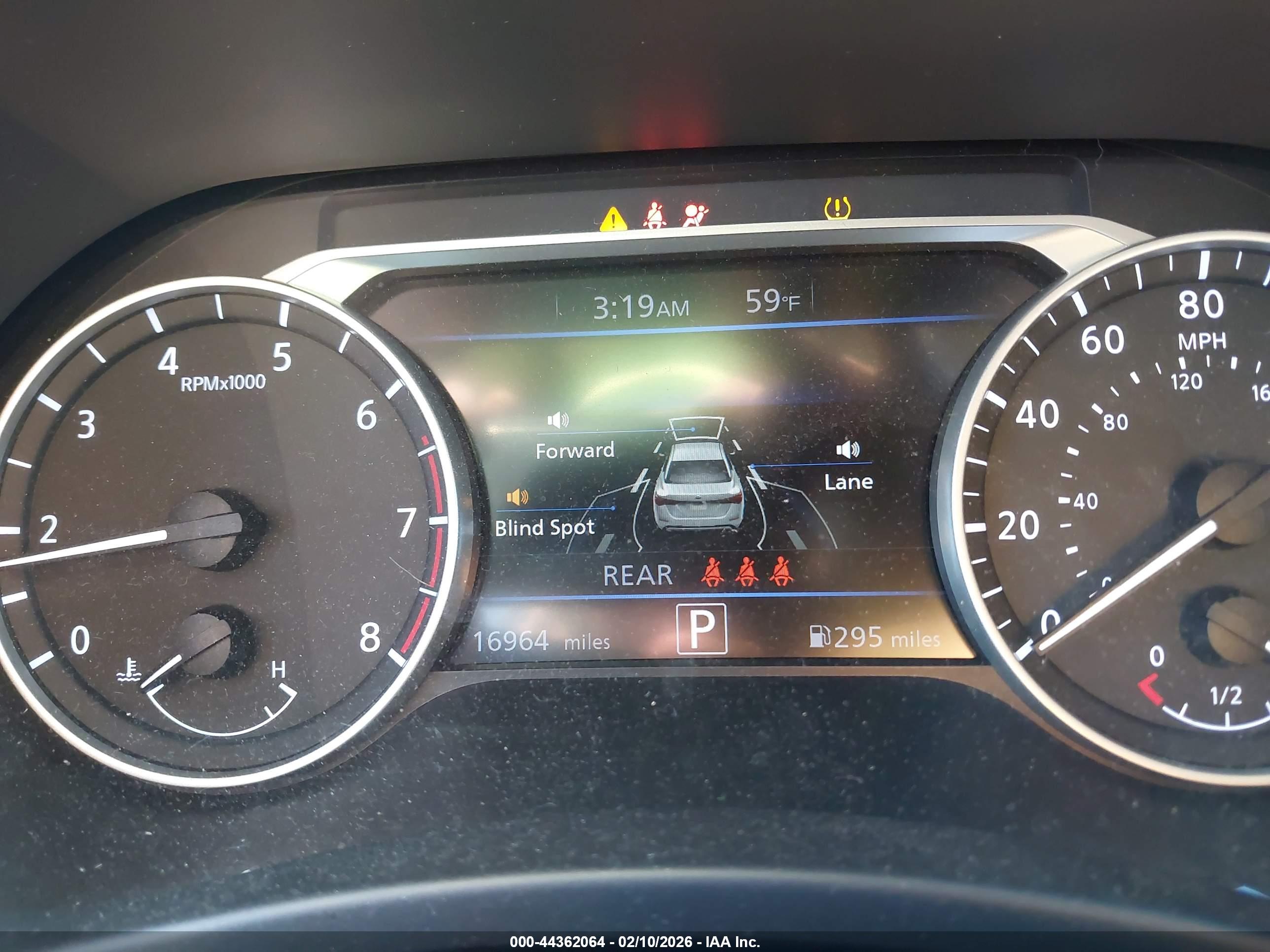 NISSAN SENTRA image 7
