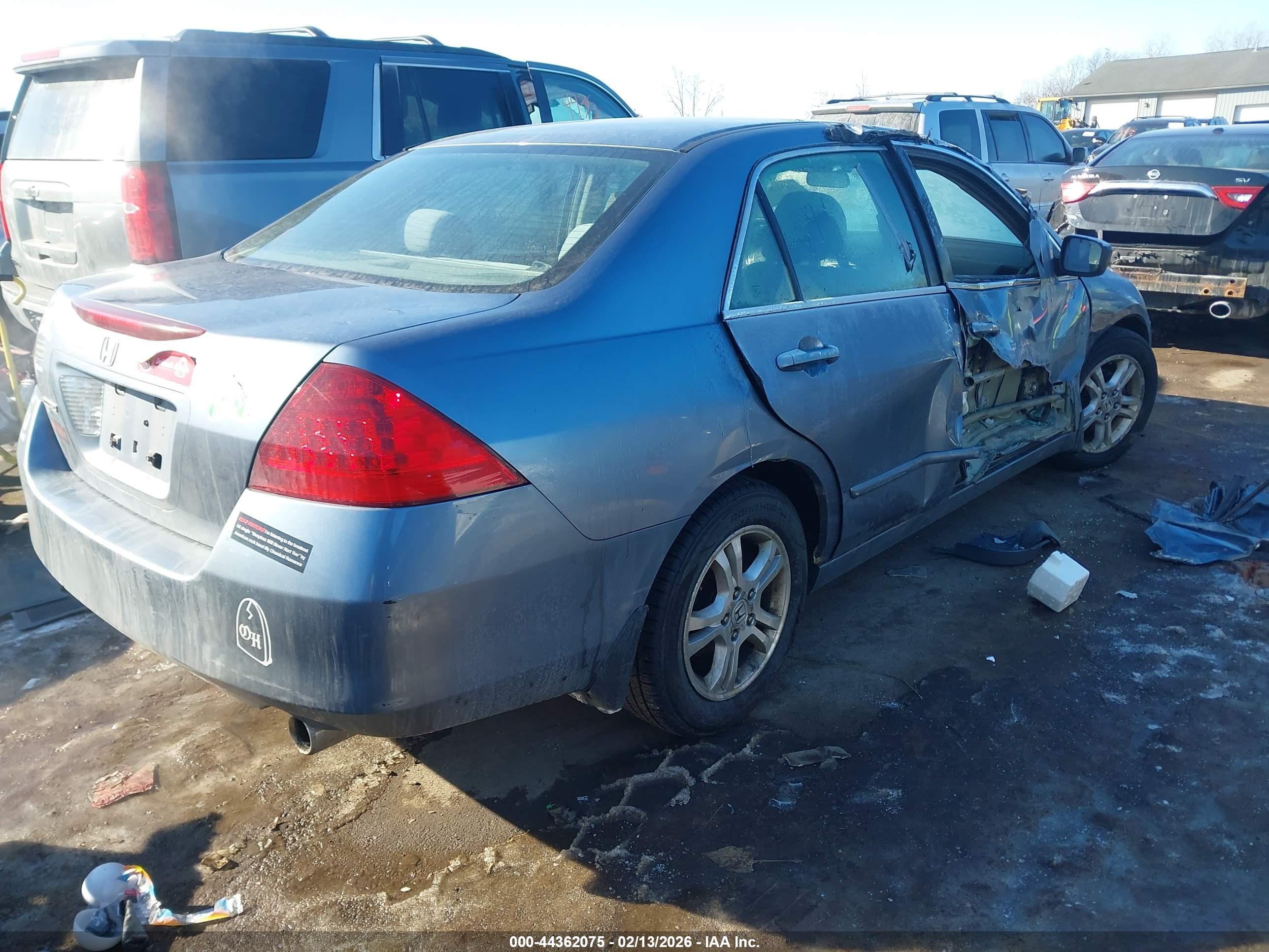 HONDA ACCORD image 4