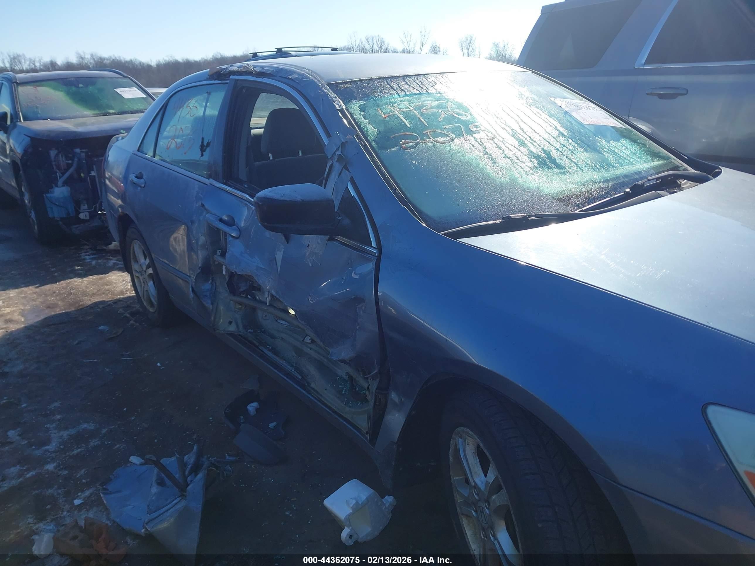 HONDA ACCORD image 6