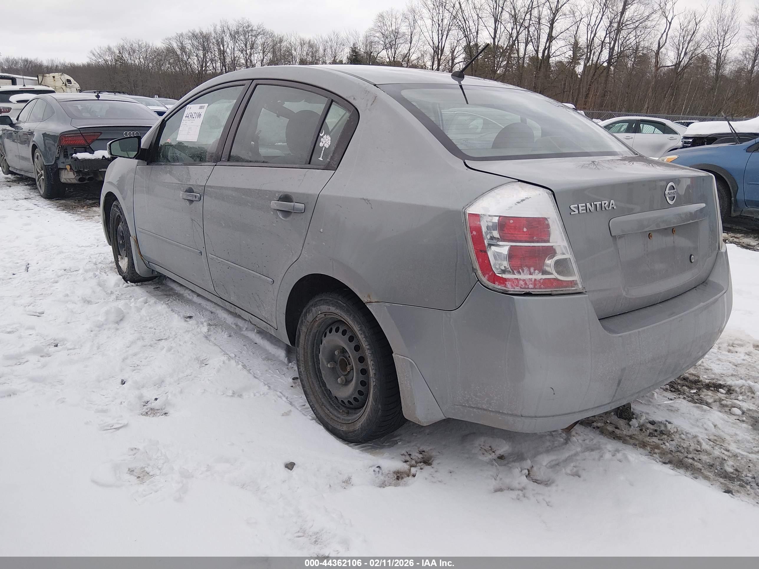 NISSAN SENTRA image 3