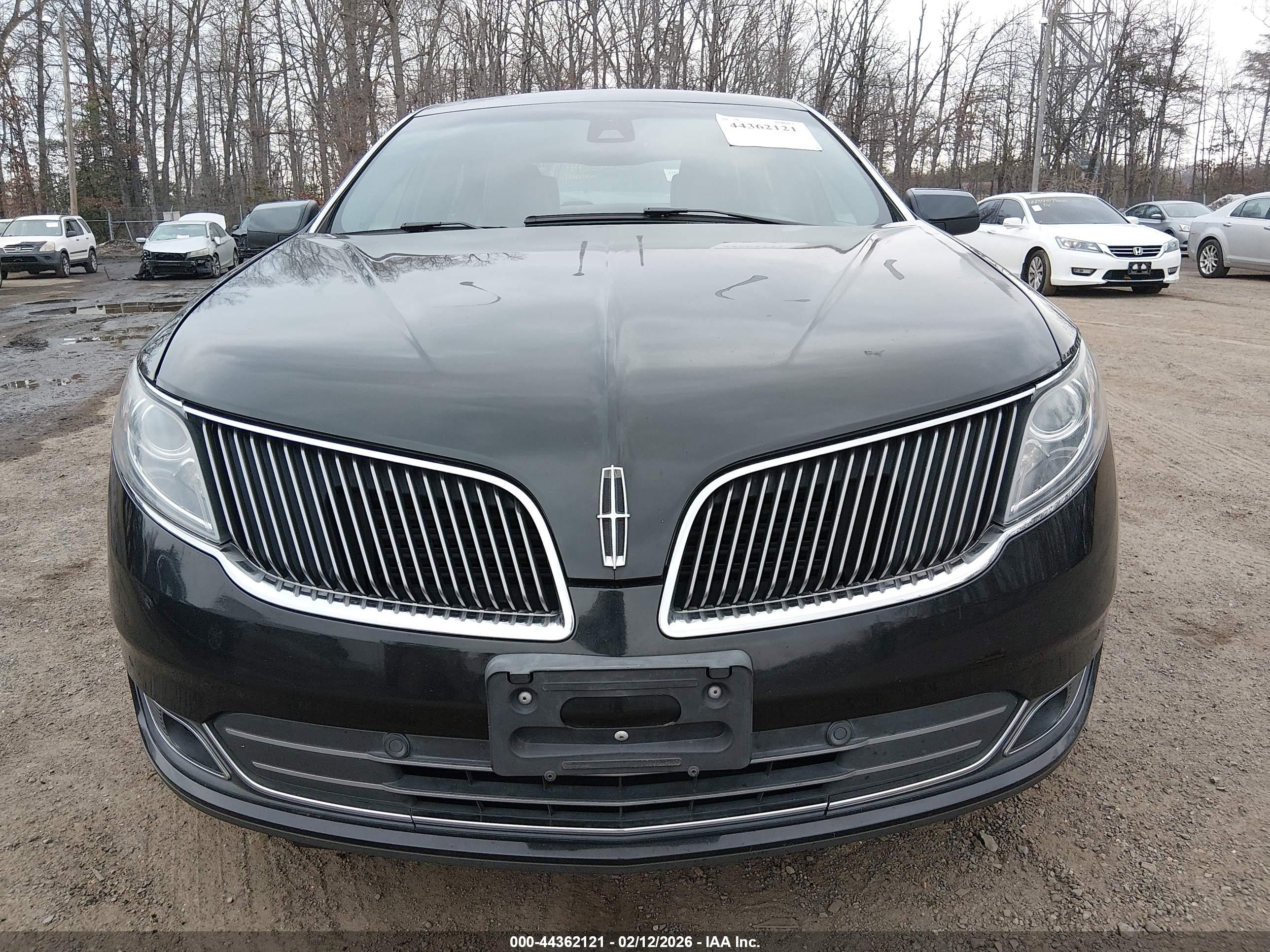 LINCOLN MKS image 6