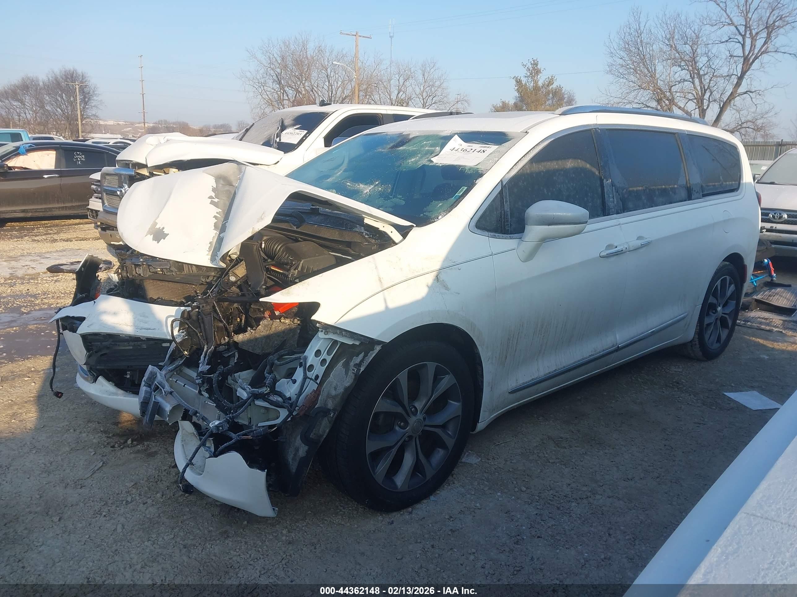 CHRYSLER PACIFICA image 2