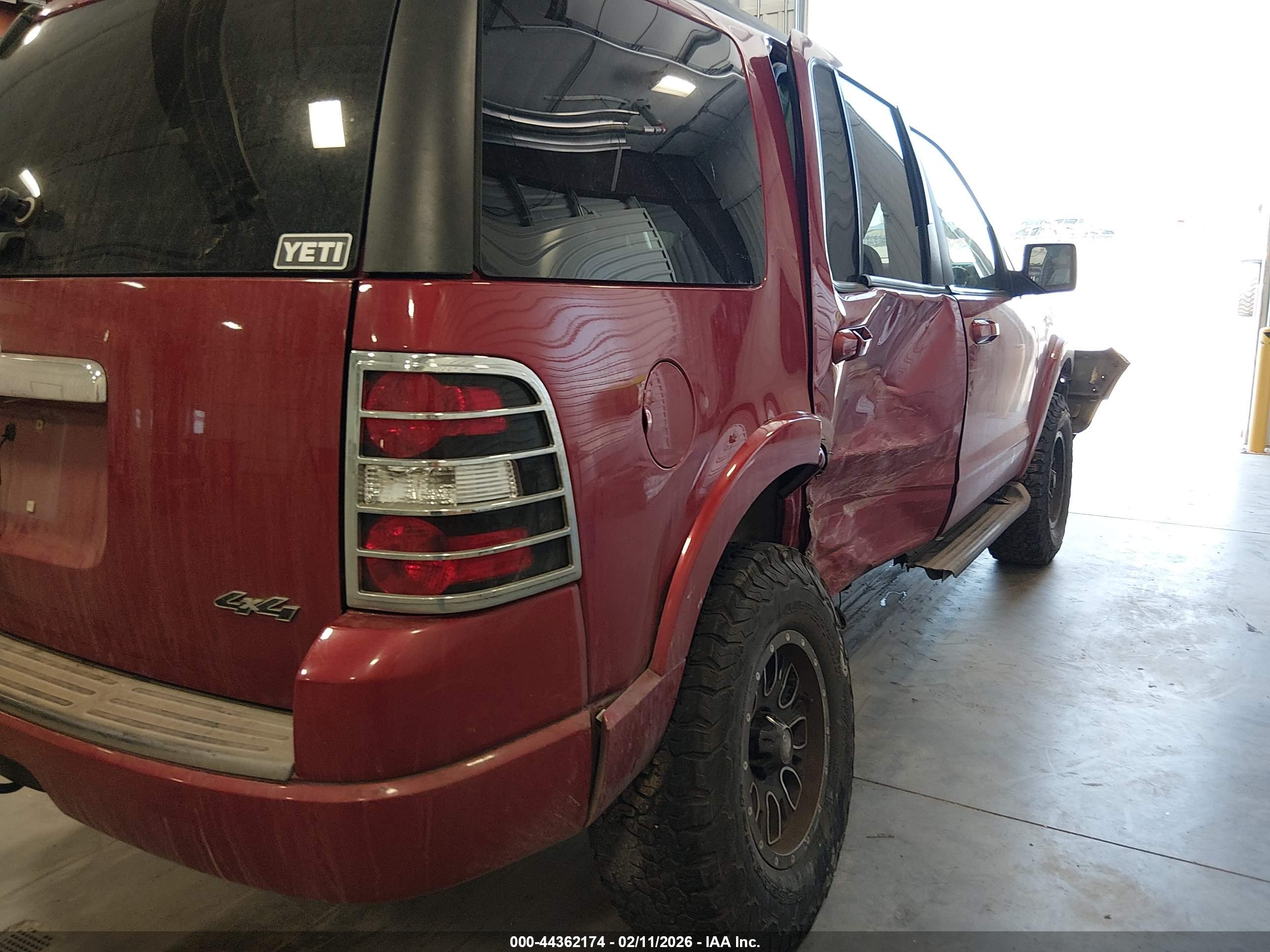 FORD EXPLORER image 6