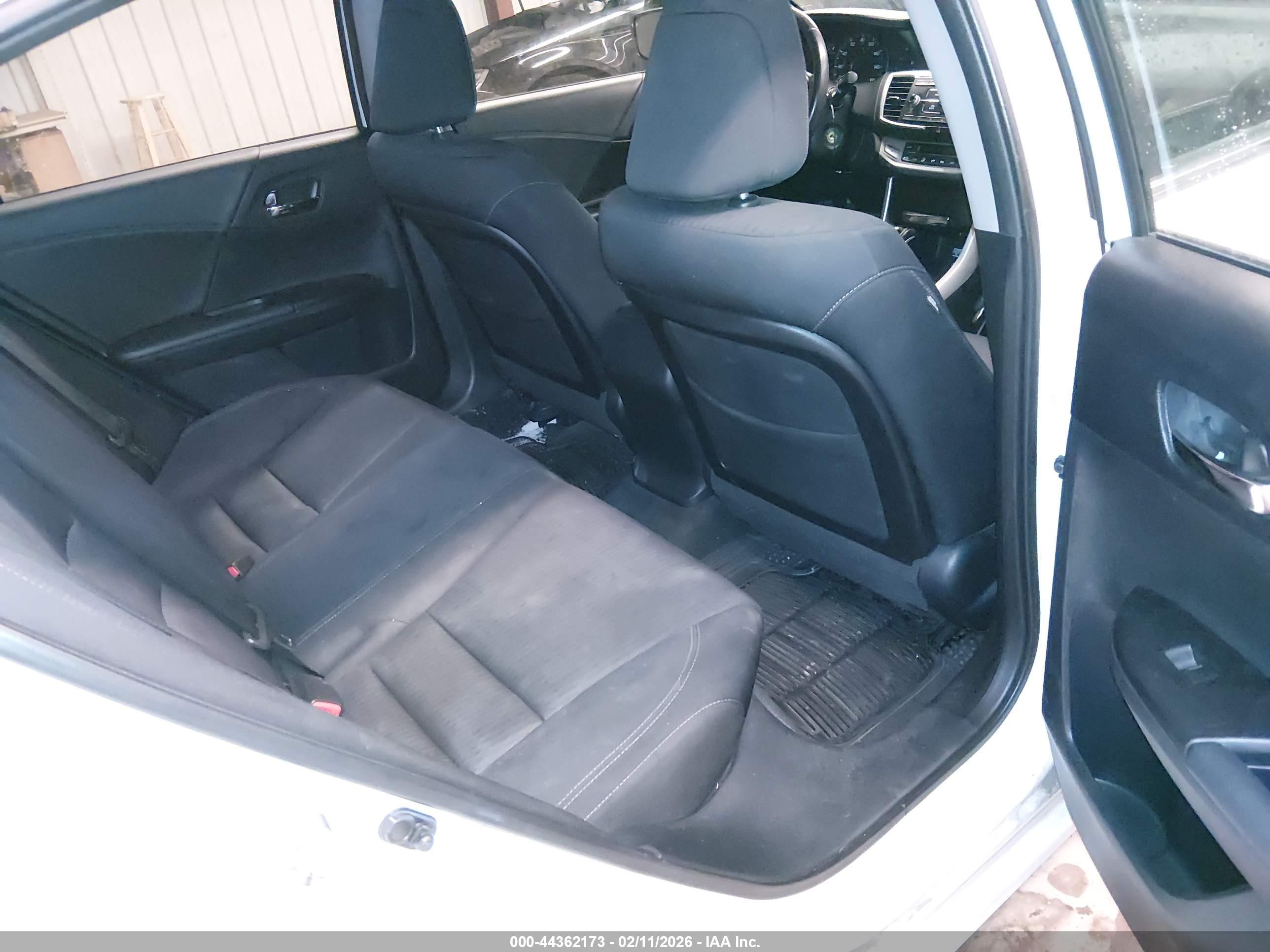 HONDA ACCORD image 8