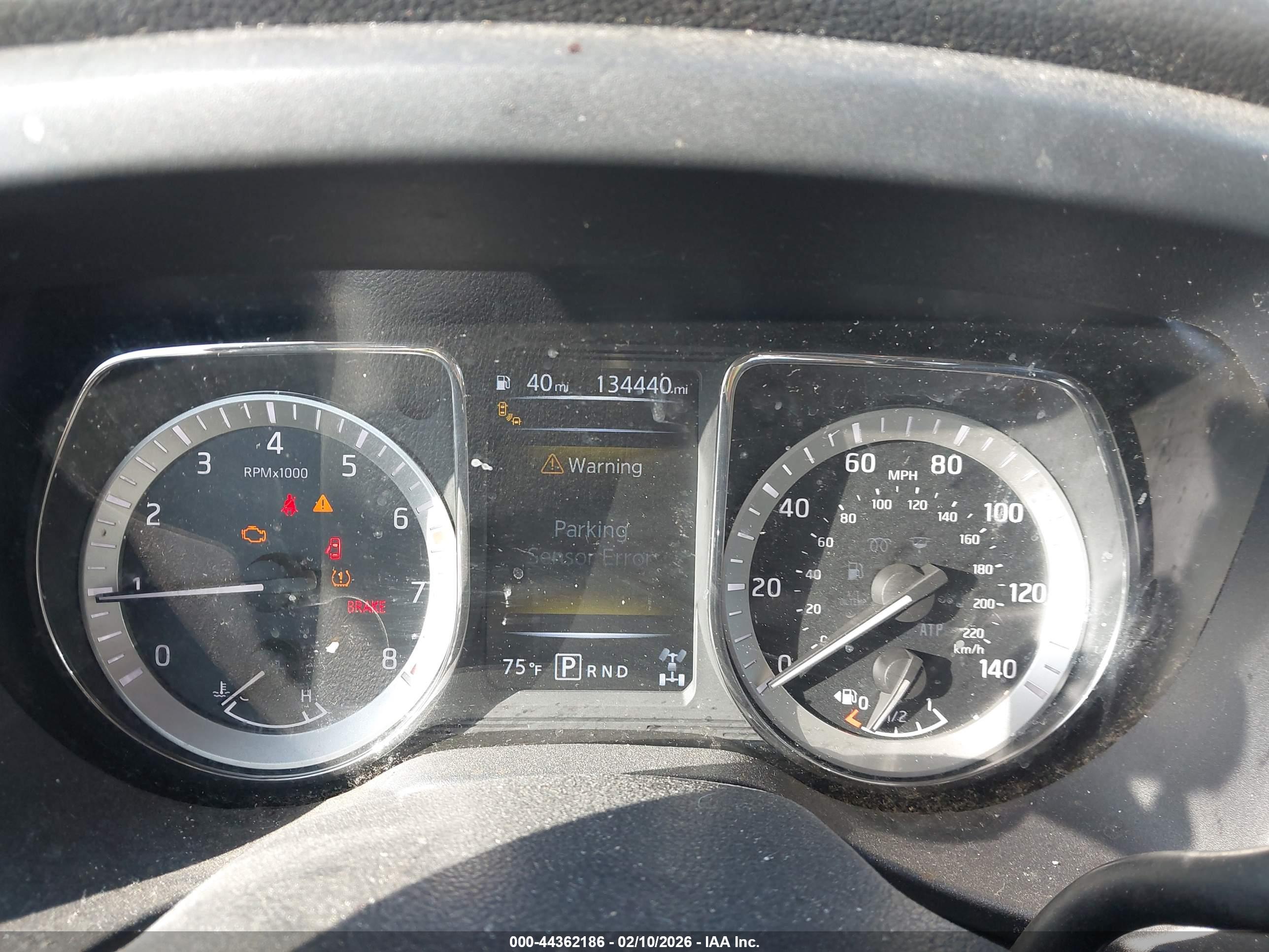 NISSAN TITAN image 7