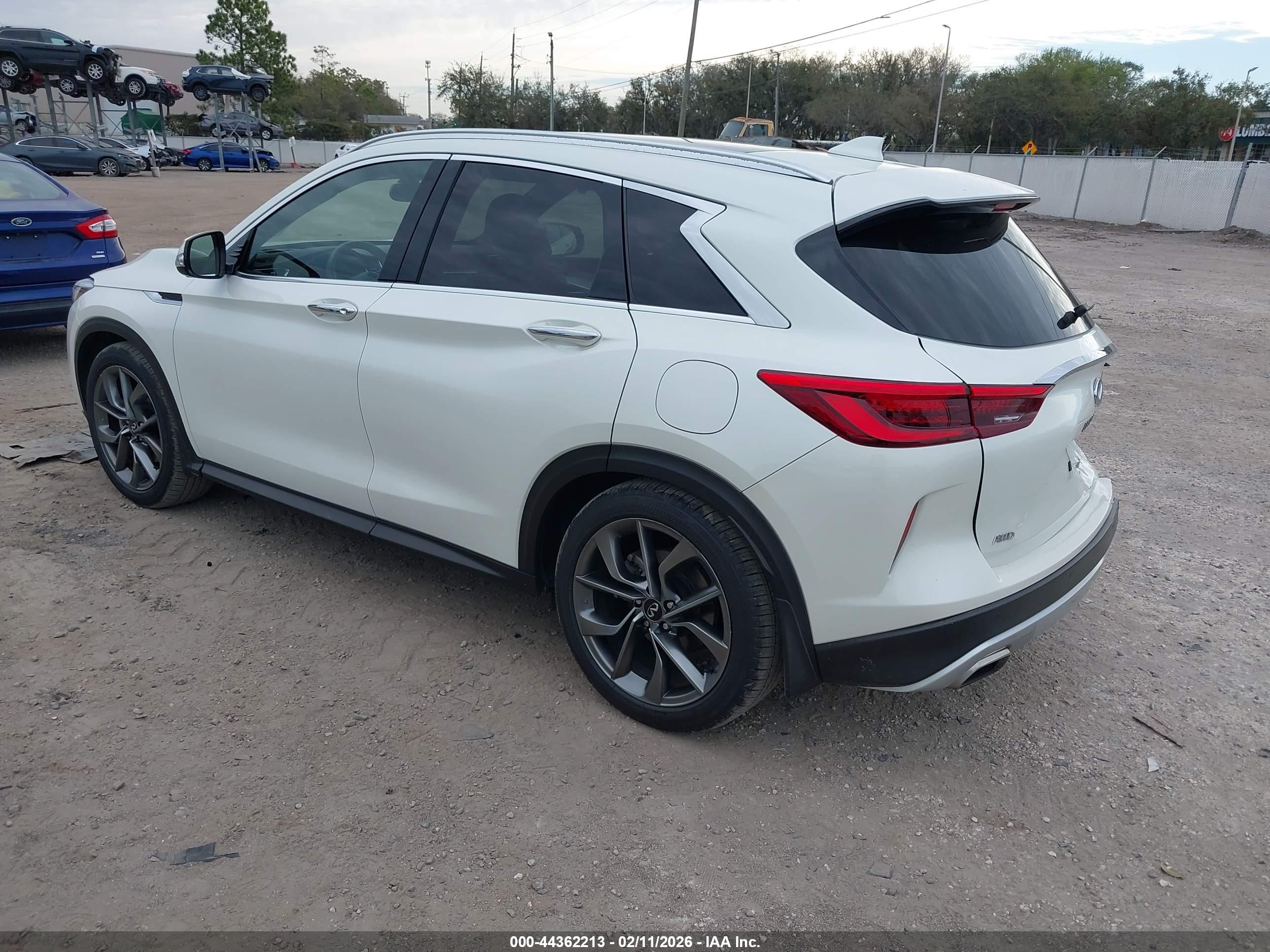 INFINITI QX50 image 3